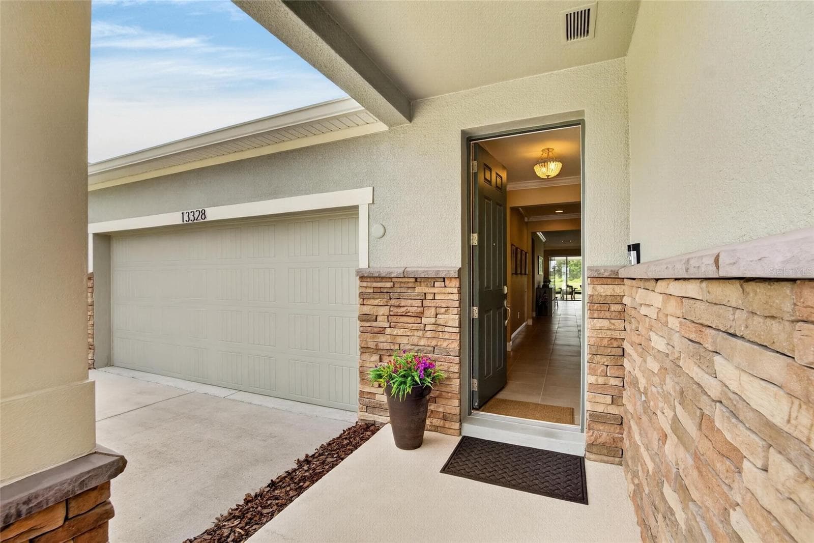 Single Family Residence at 13328 PALMERA VISTA DR, RIVERVIEW, photo 12 of 55