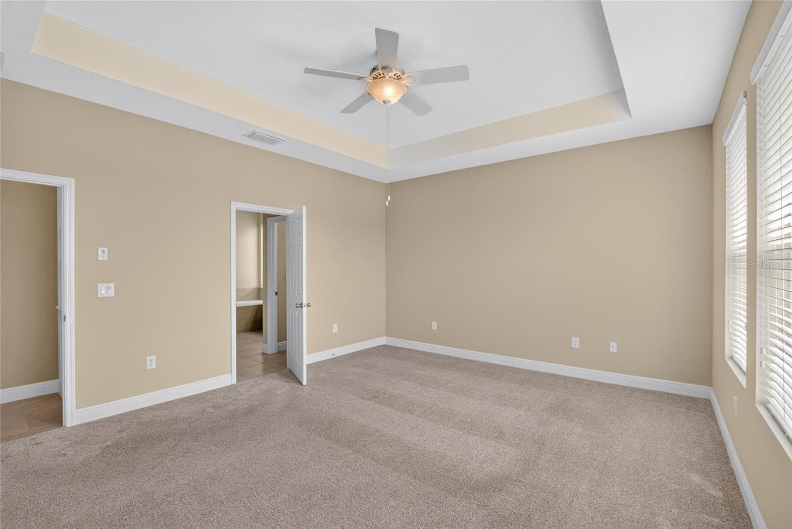 Single Family Residence at 13328 PALMERA VISTA DR, RIVERVIEW, photo 32 of 55