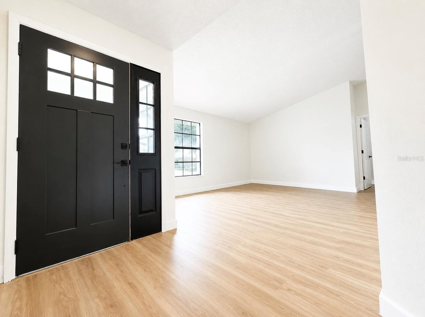 Single Family Residence at 324 RINGWOOD CIR, WINTER SPRINGS, photo 6 of 45