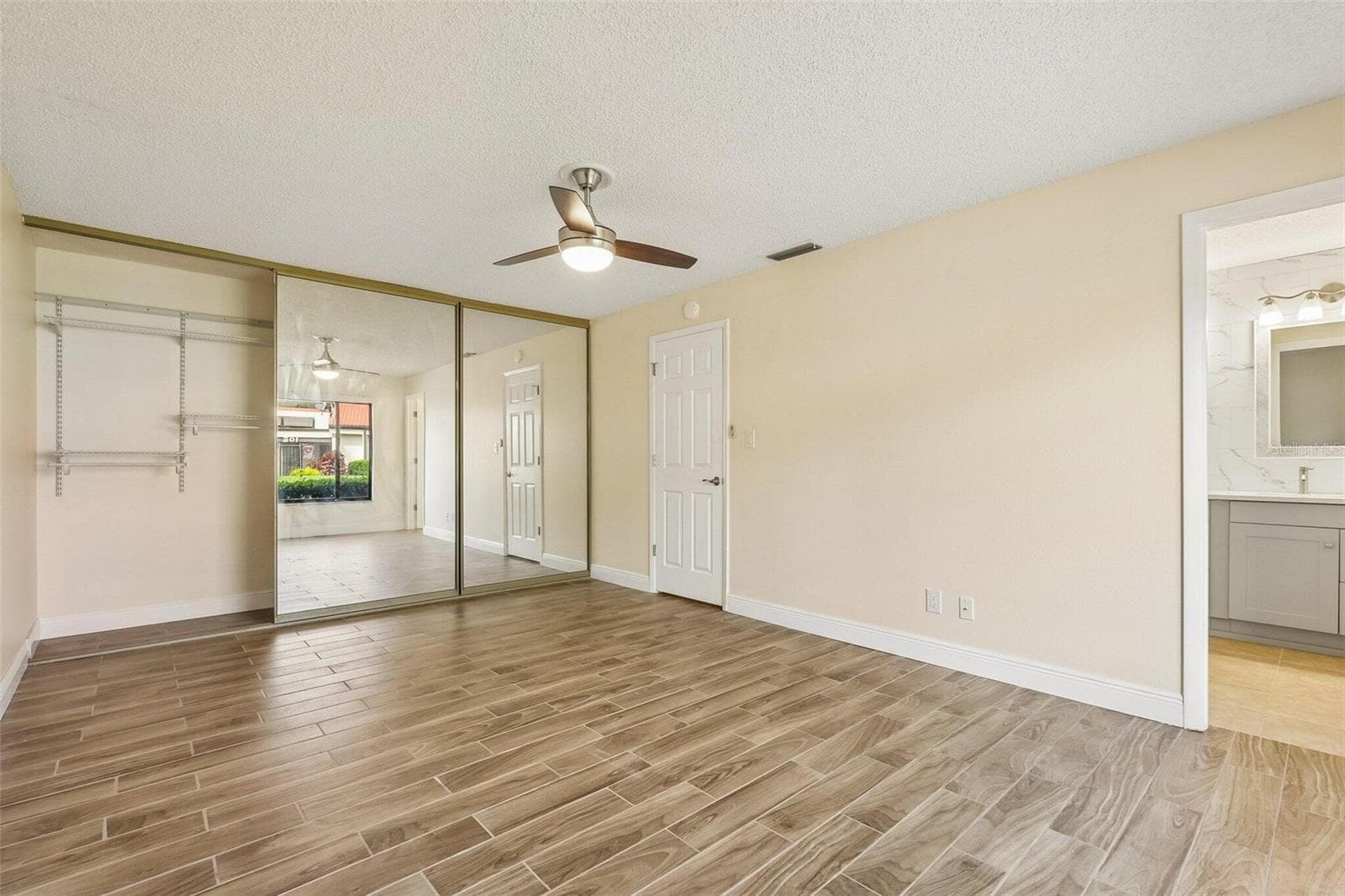 Townhouse at 107 SEVILLE CT N, PLANT CITY, photo 14 of 25
