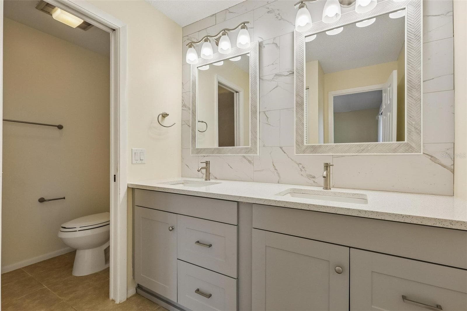 Townhouse at 107 SEVILLE CT N, PLANT CITY, photo 15 of 25