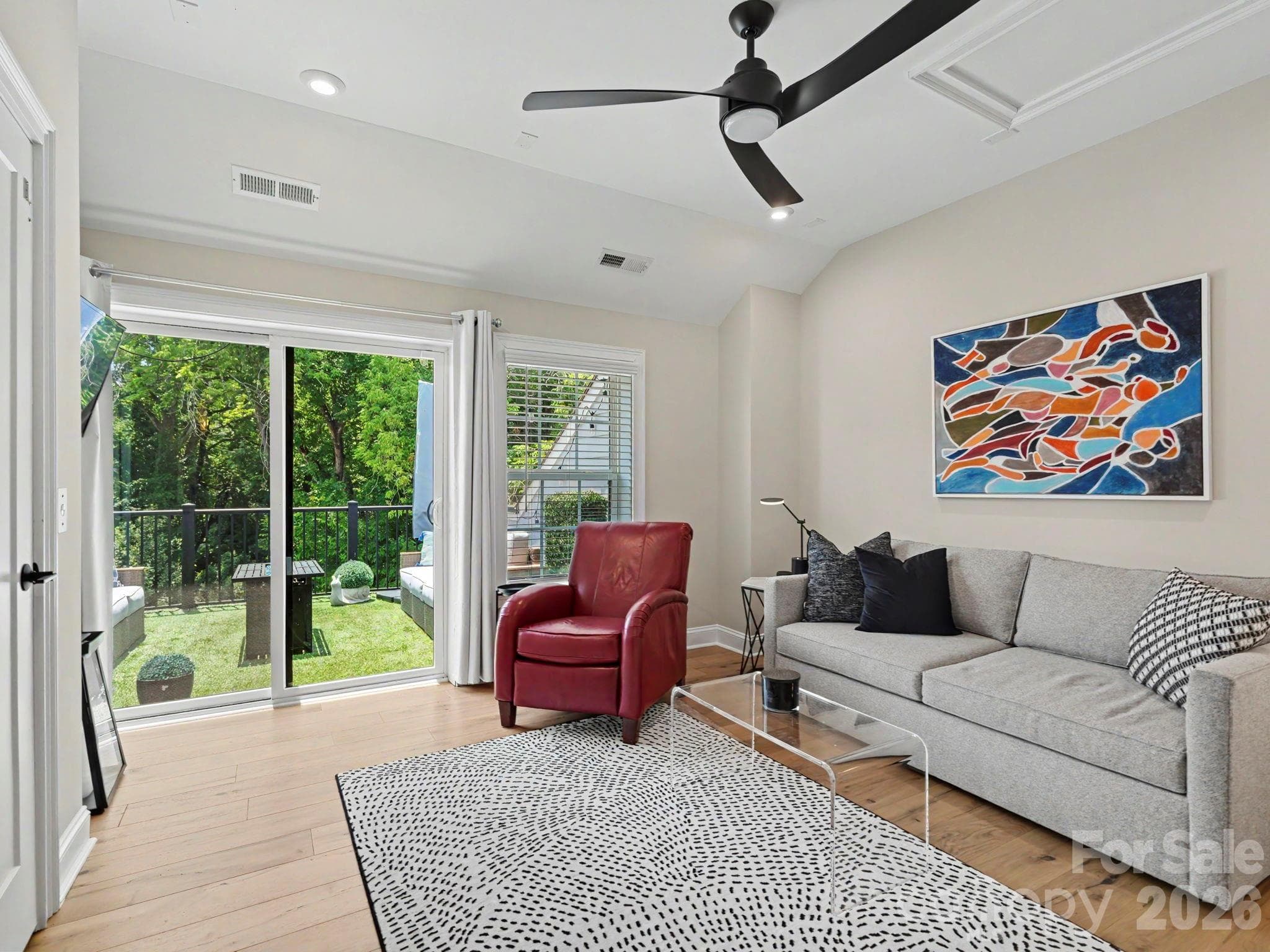 Flex Space or Bedroom with Full Bathroom adjoining outdoor rooftop - 2523 Deacon Avenue, Charlotte