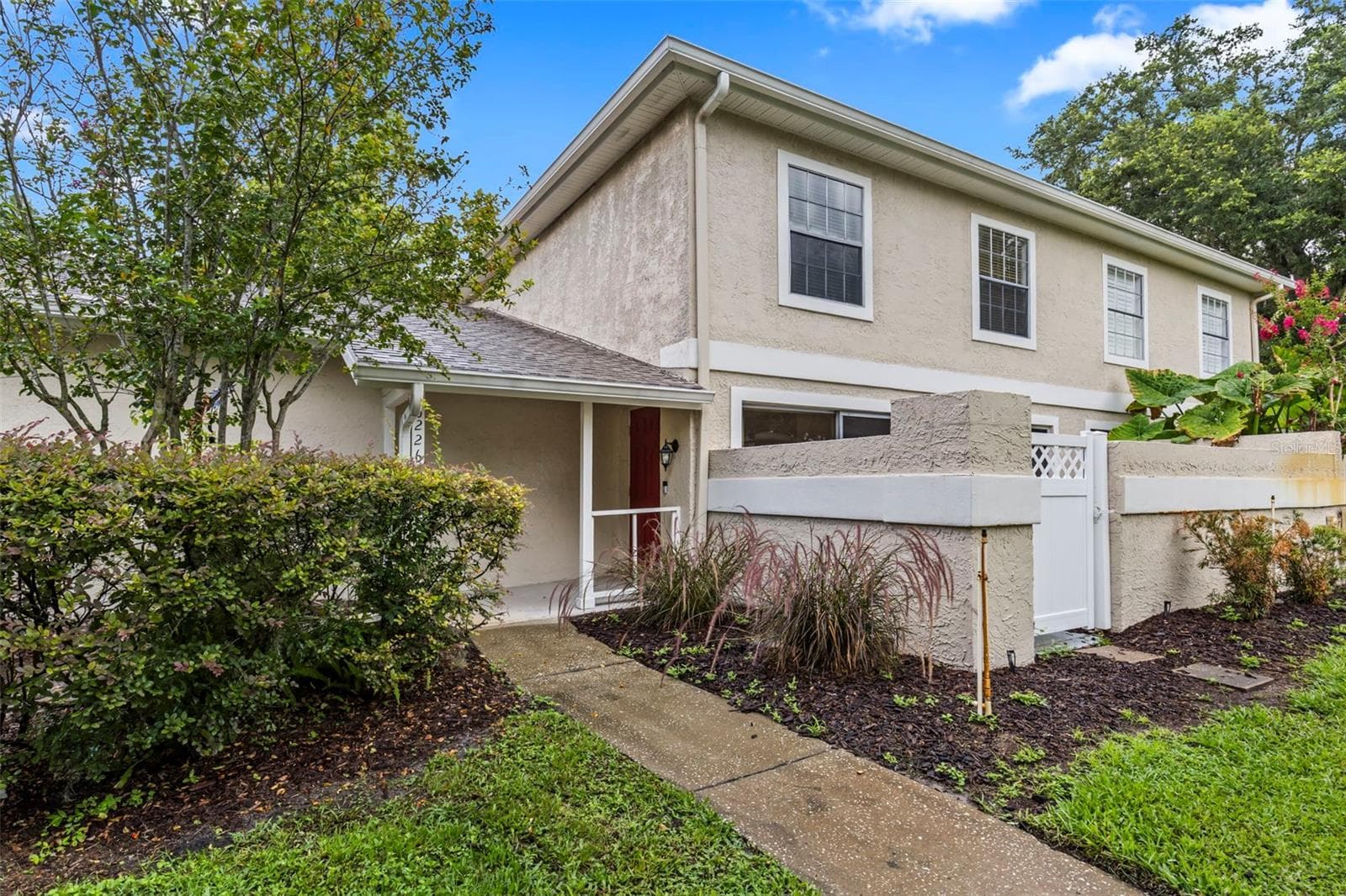 Townhouse at 6226 GOLDENMOSS WAY #6226, TAMPA, photo 2 of 36
