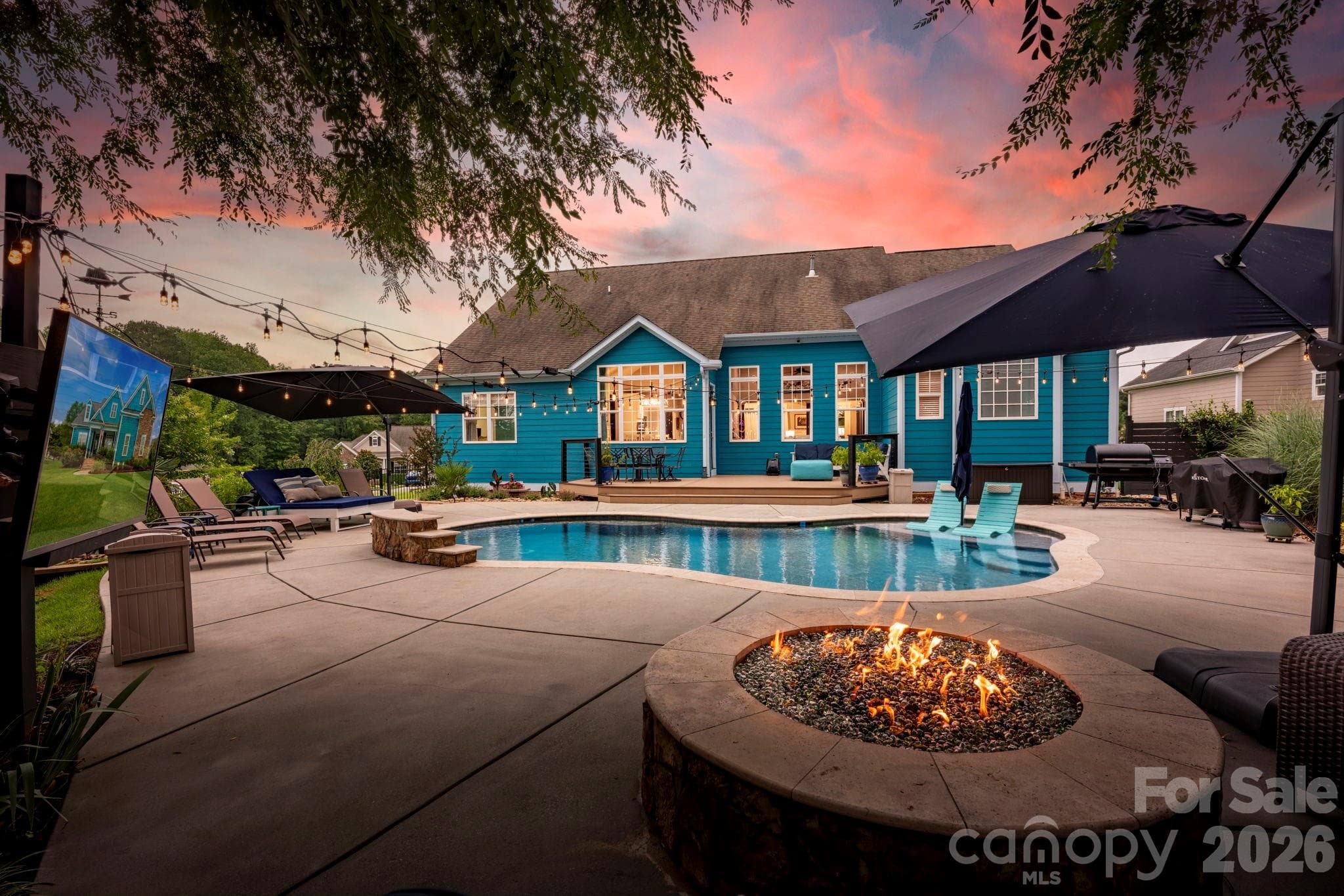 6957 Pin Oaks Drive