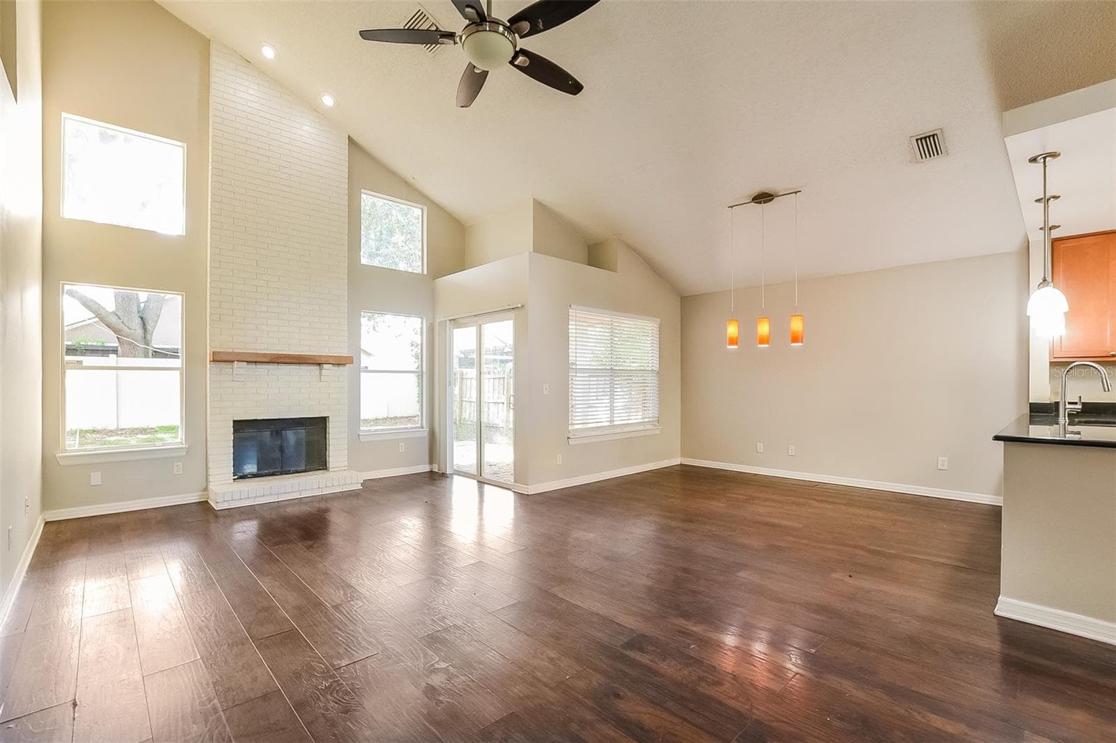 Single Family Residence at 1347 BLACK WILLOW TRL, ALTAMONTE SPRINGS, photo 3 of 22