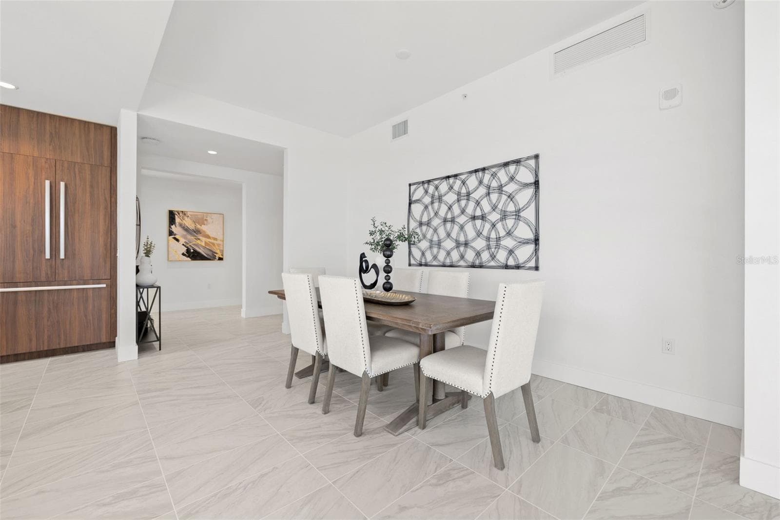 Beautiful dining area - 777 3RD AVE N #805, ST PETERSBURG