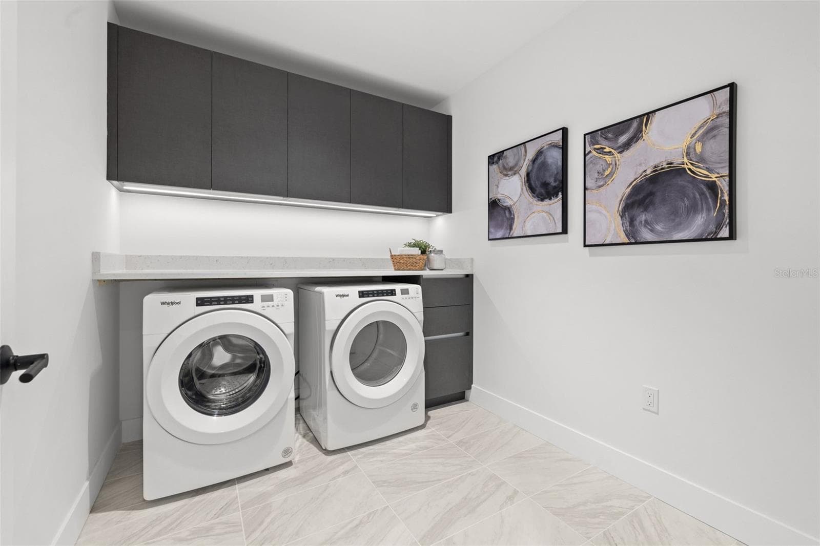 Incredibly large laundry room with lots of great storage and countertop! - 777 3RD AVE N #805, ST PETERSBURG