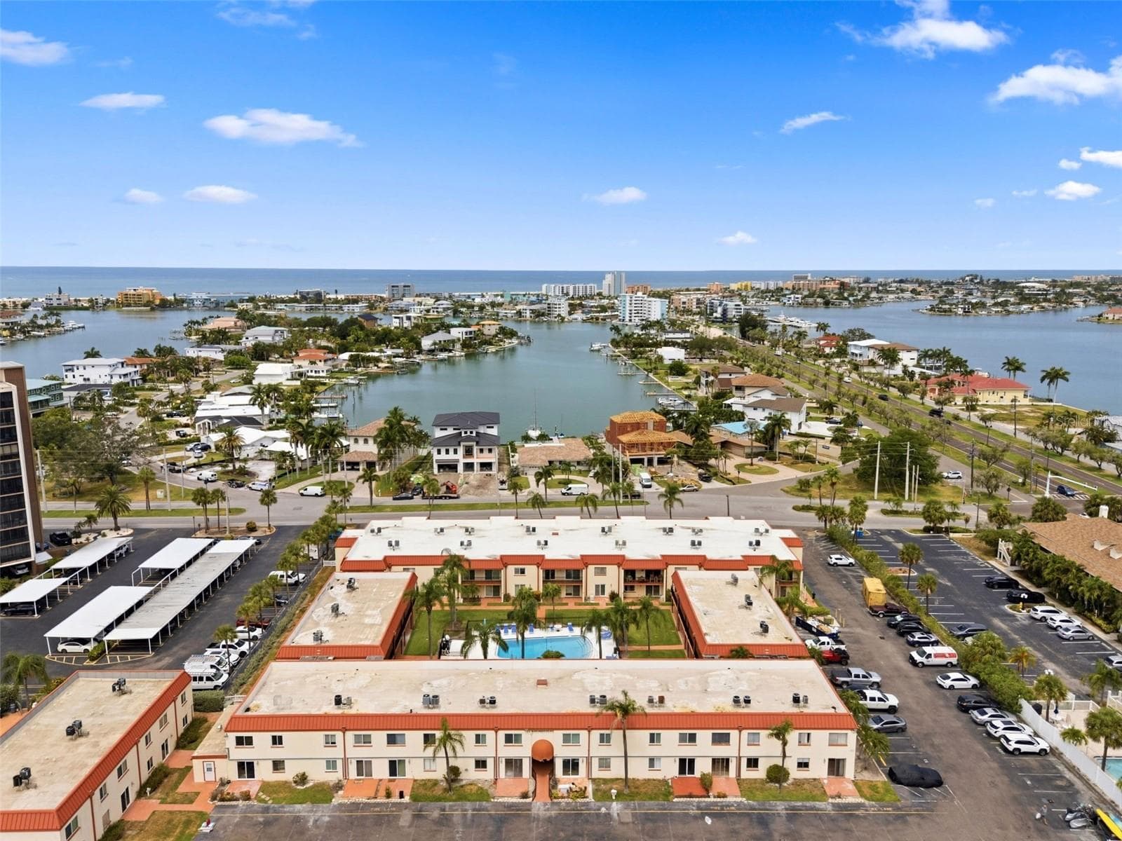 Condominium at 10365 PARADISE BLVD #1, TREASURE ISLAND, photo 2 of 35