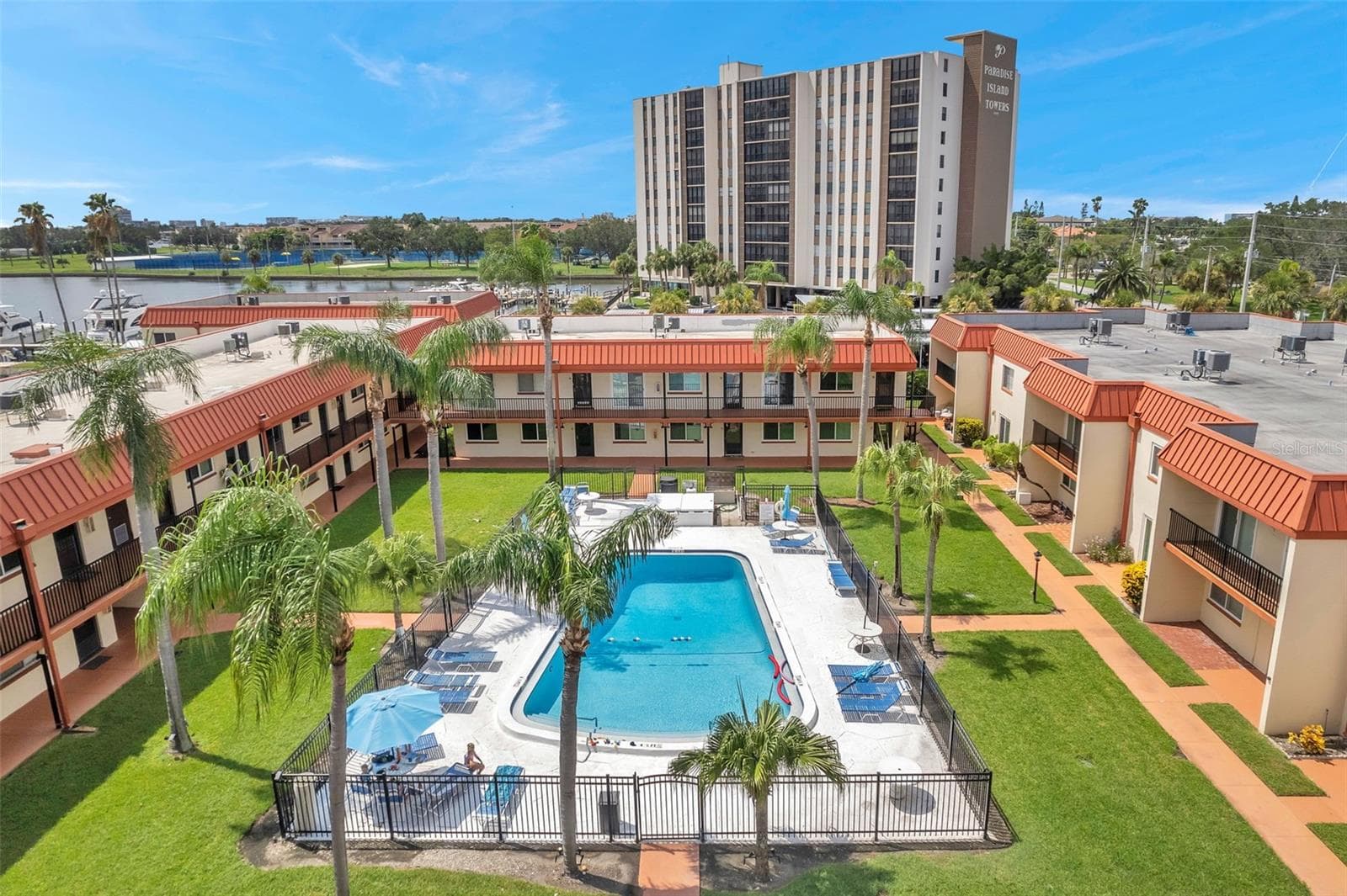Condominium at 10365 PARADISE BLVD #1, TREASURE ISLAND, photo 32 of 35