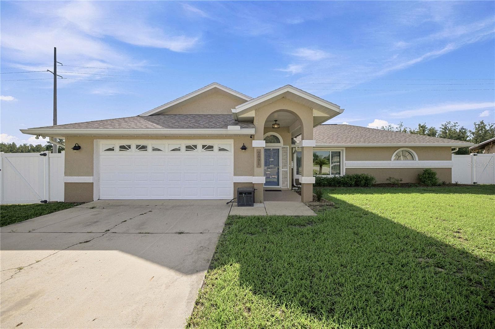 Single Family Residence at 2891 SW 140TH LOOP, OCALA, photo 4 of 37