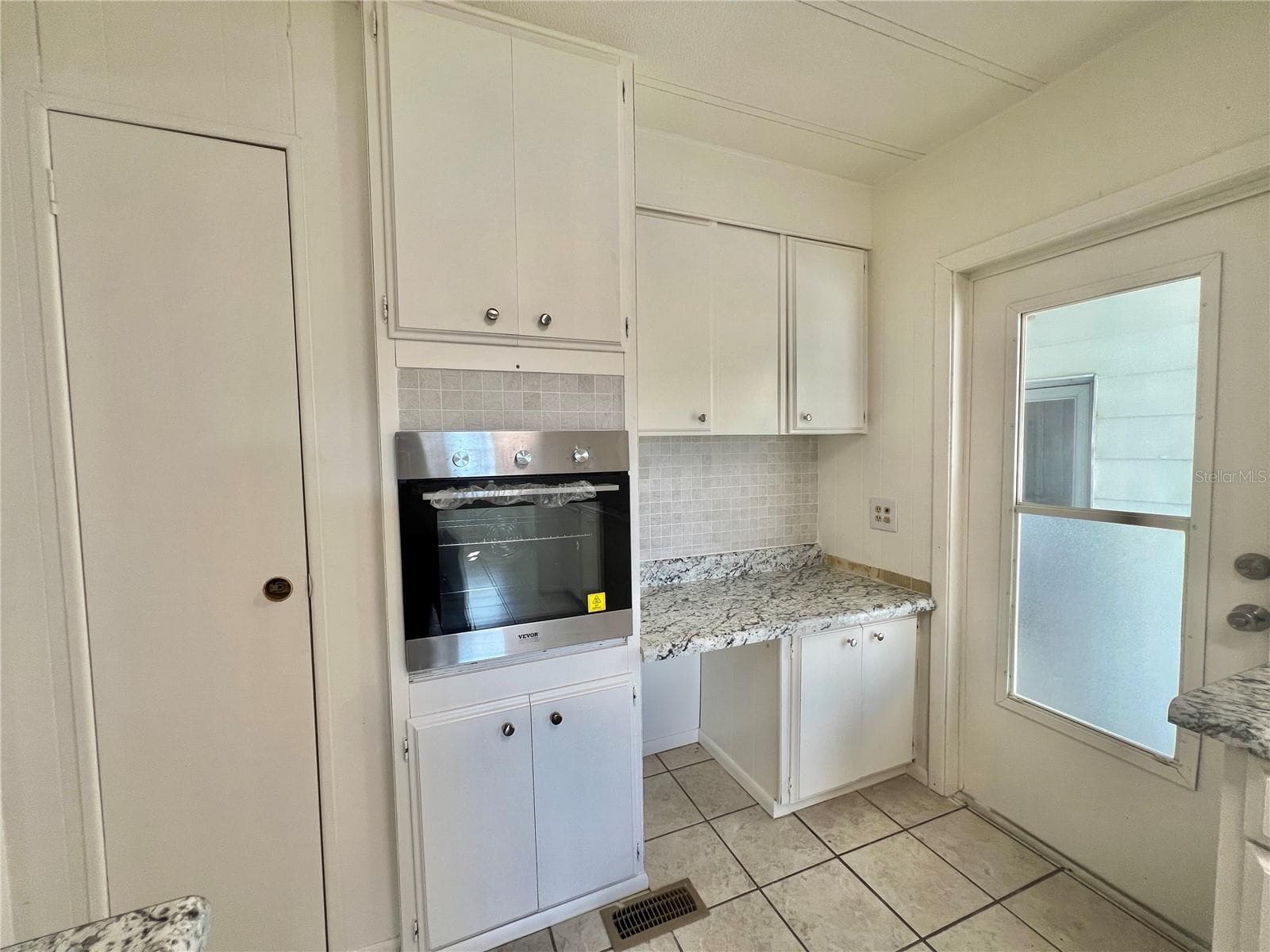 Mobile Home at 222 HAWTHORNE BLVD, LEESBURG, photo 23 of 58