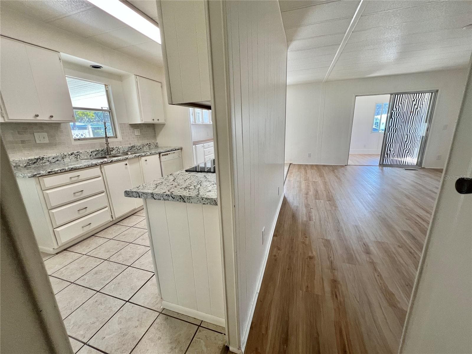 Mobile Home at 222 HAWTHORNE BLVD, LEESBURG, photo 28 of 58