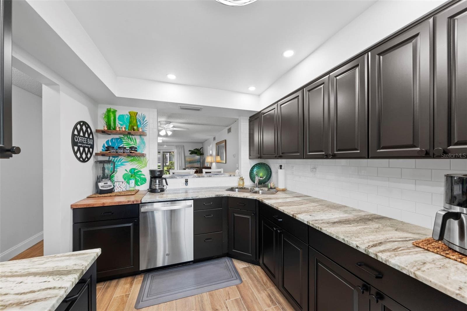 Kitchen - 7104 NANTUCKET CIR #3, NORTH FORT MYERS