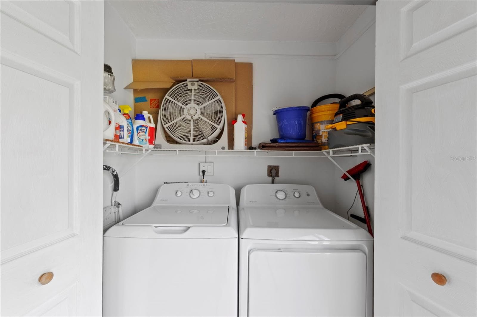 Laundry in Lanai - 7104 NANTUCKET CIR #3, NORTH FORT MYERS