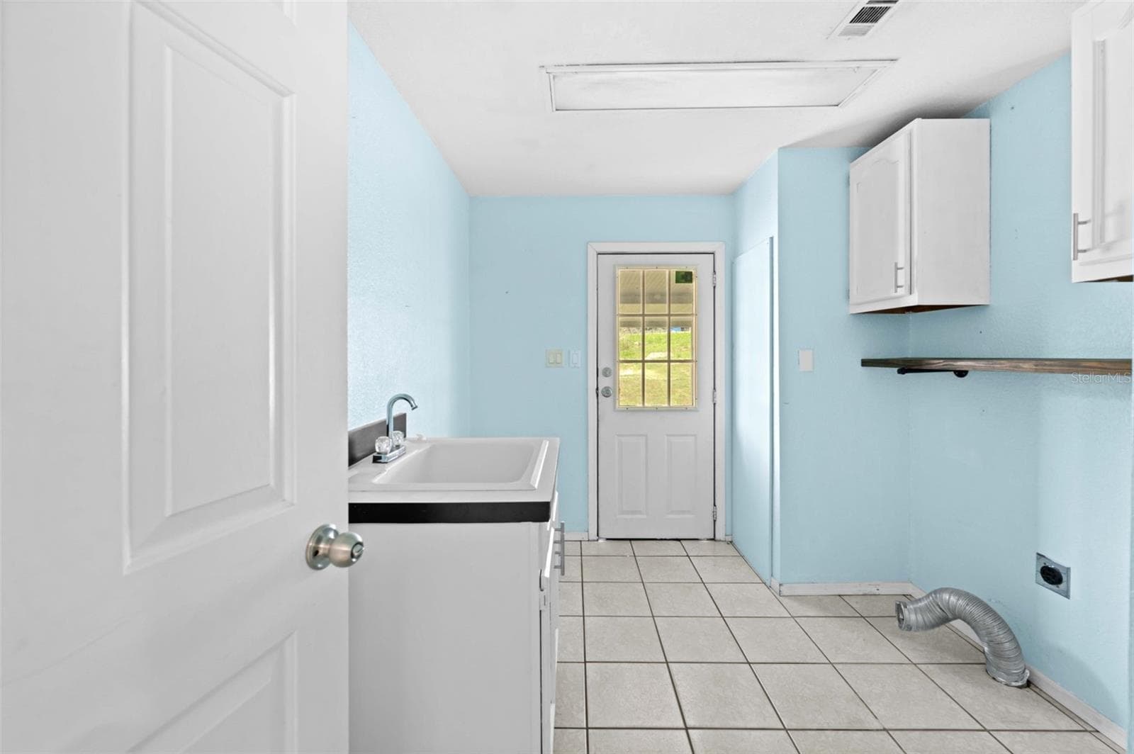 Manufactured Home at 33320 LARKIN RD, DADE CITY, photo 43 of 60