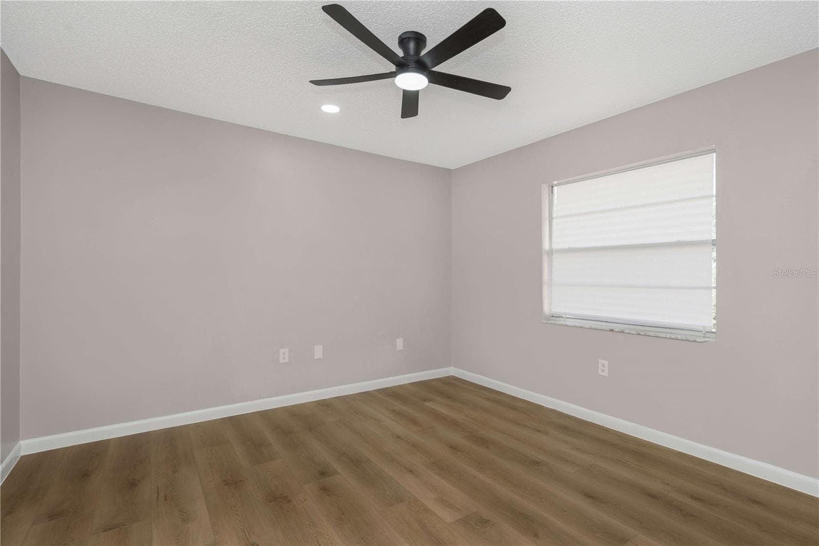 Single Family Residence at 13640 MORNING CT, HUDSON, photo 6 of 44
