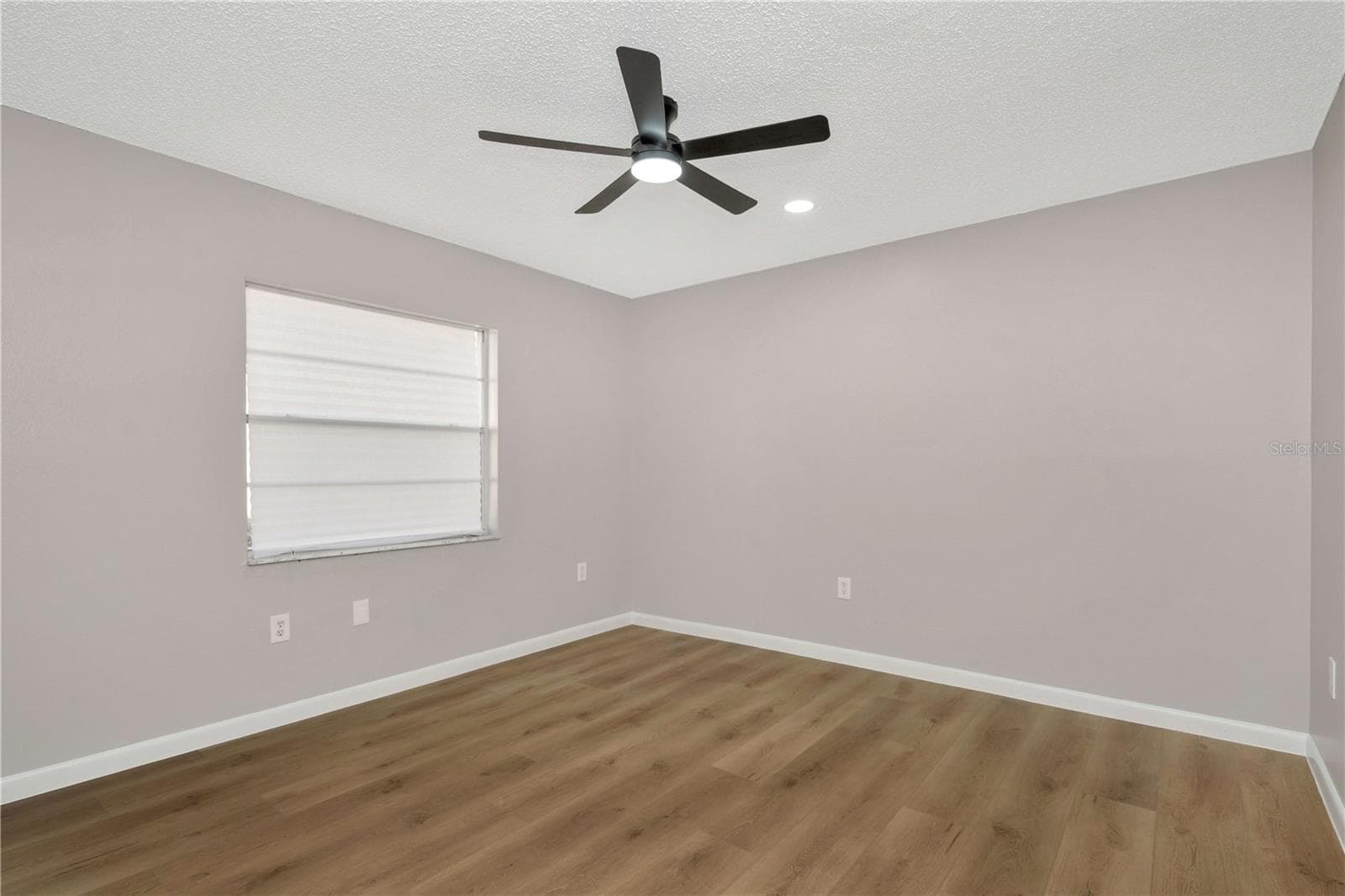 Single Family Residence at 13640 MORNING CT, HUDSON, photo 11 of 44