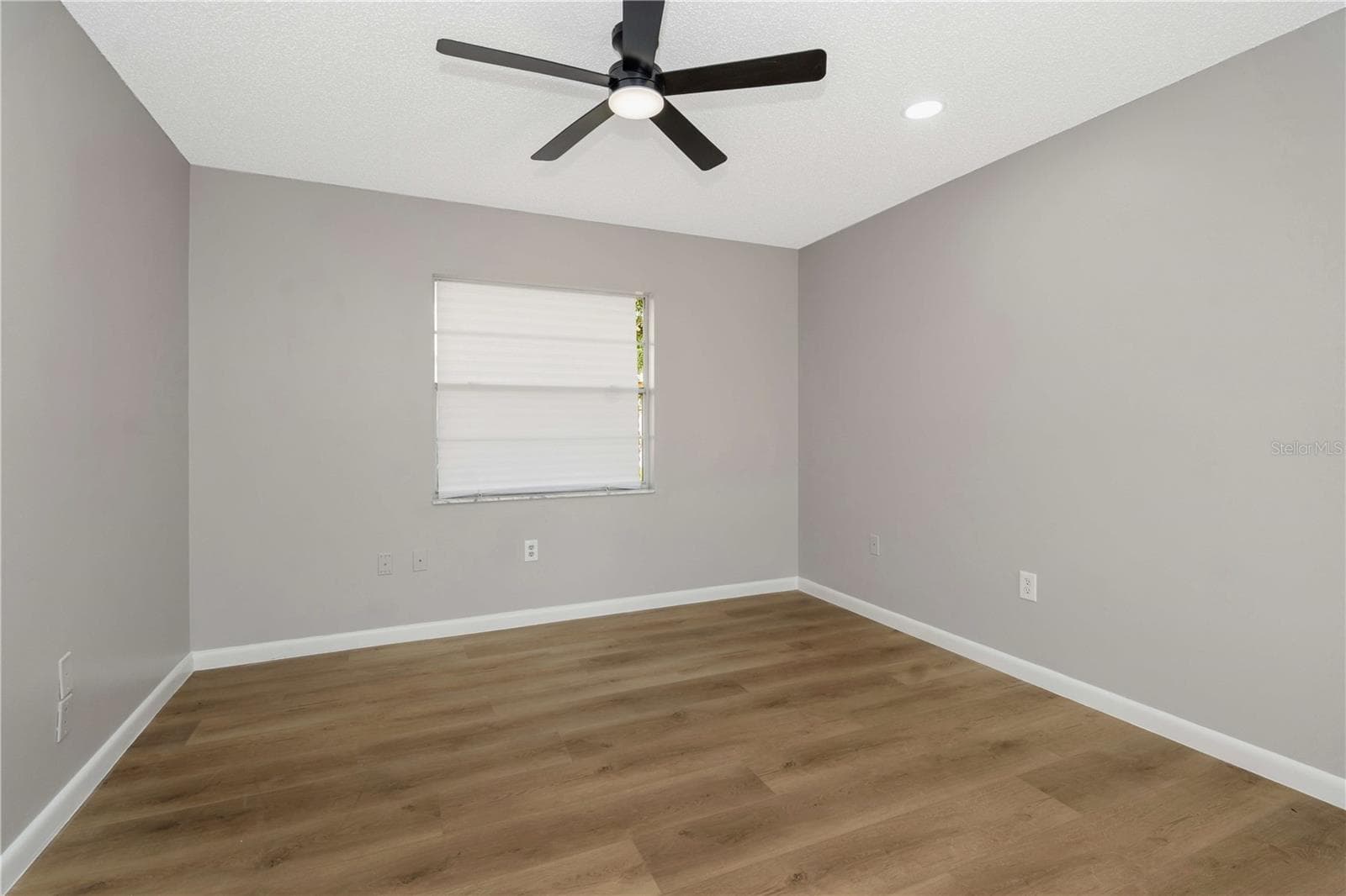 Single Family Residence at 13640 MORNING CT, HUDSON, photo 20 of 44
