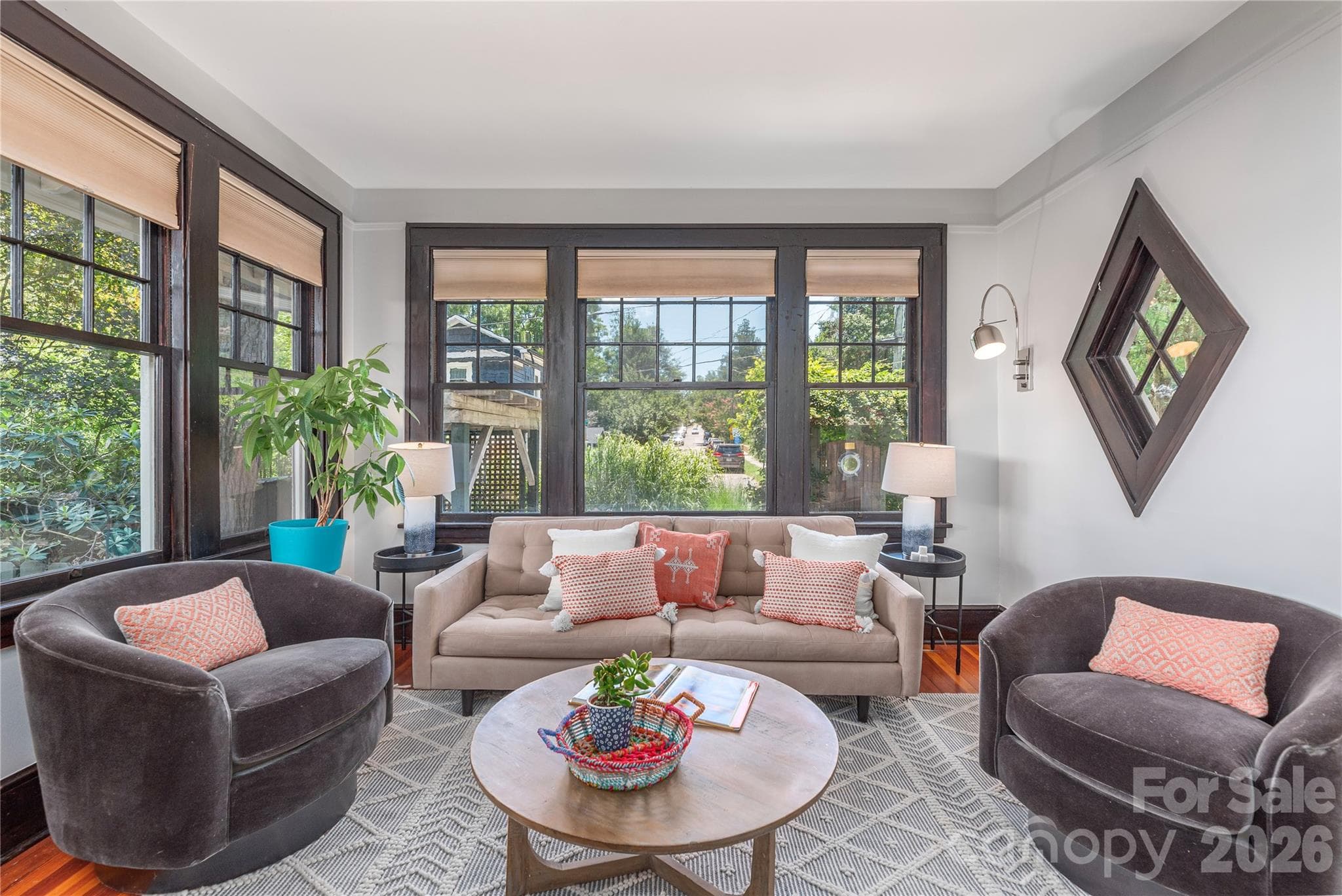 Perfect home for entertaining - 302 Hillside Street, Asheville