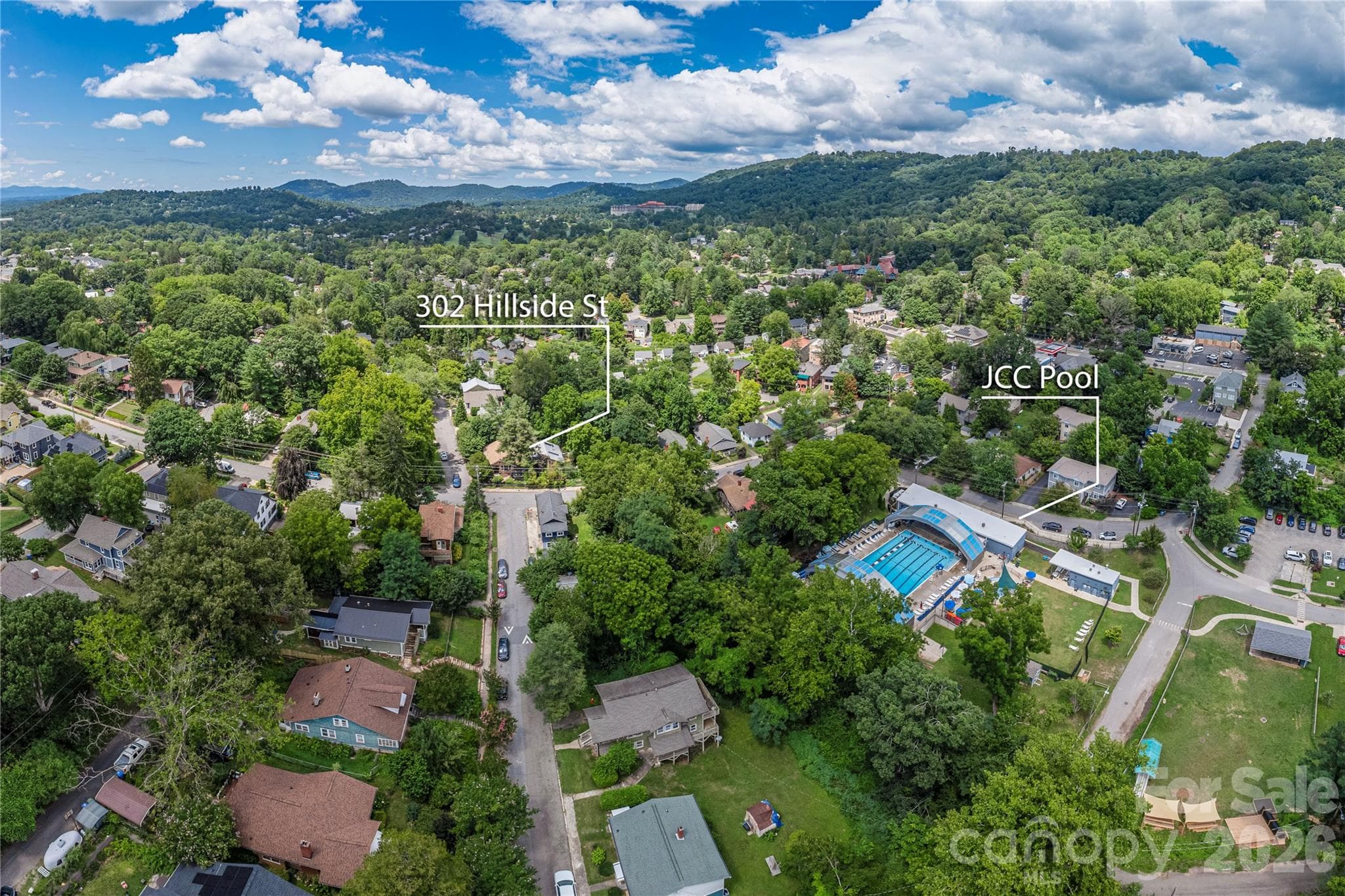 Gorgeous area in downtown - 302 Hillside Street, Asheville