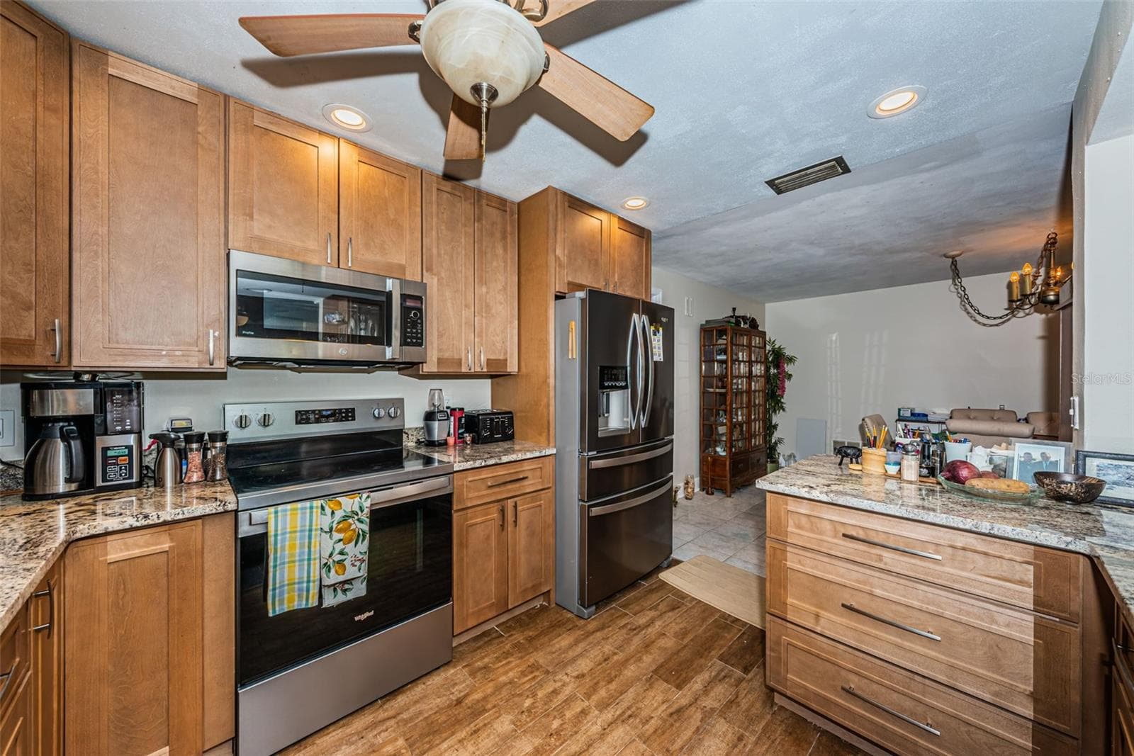 Single Family Residence at 5230 VENETIAN BLVD NE, ST PETERSBURG, photo 15 of 35