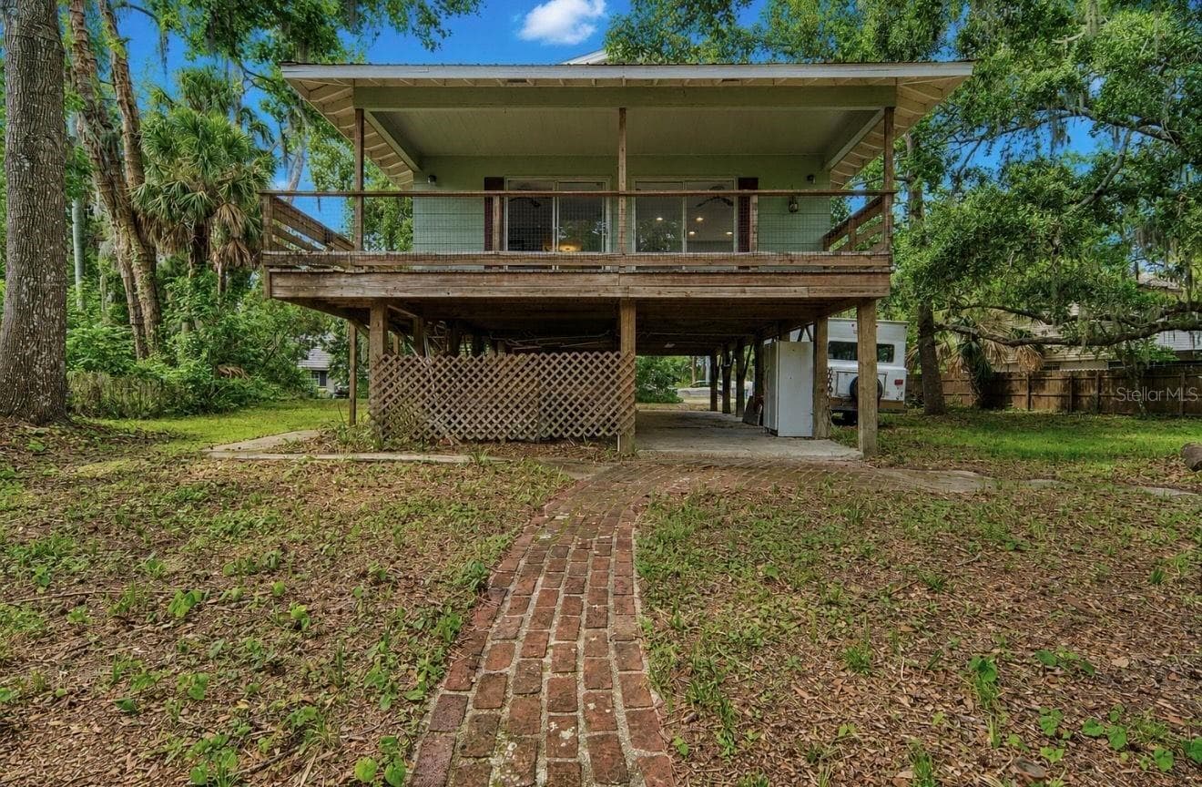 Single Family Residence at 707 GEORGE ST S, TARPON SPRINGS, photo 9 of 48