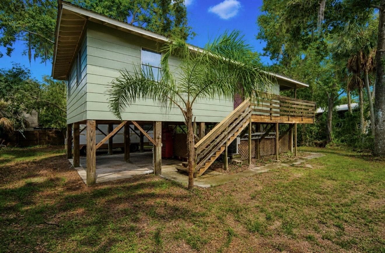 Single Family Residence at 707 GEORGE ST S, TARPON SPRINGS, photo 11 of 48