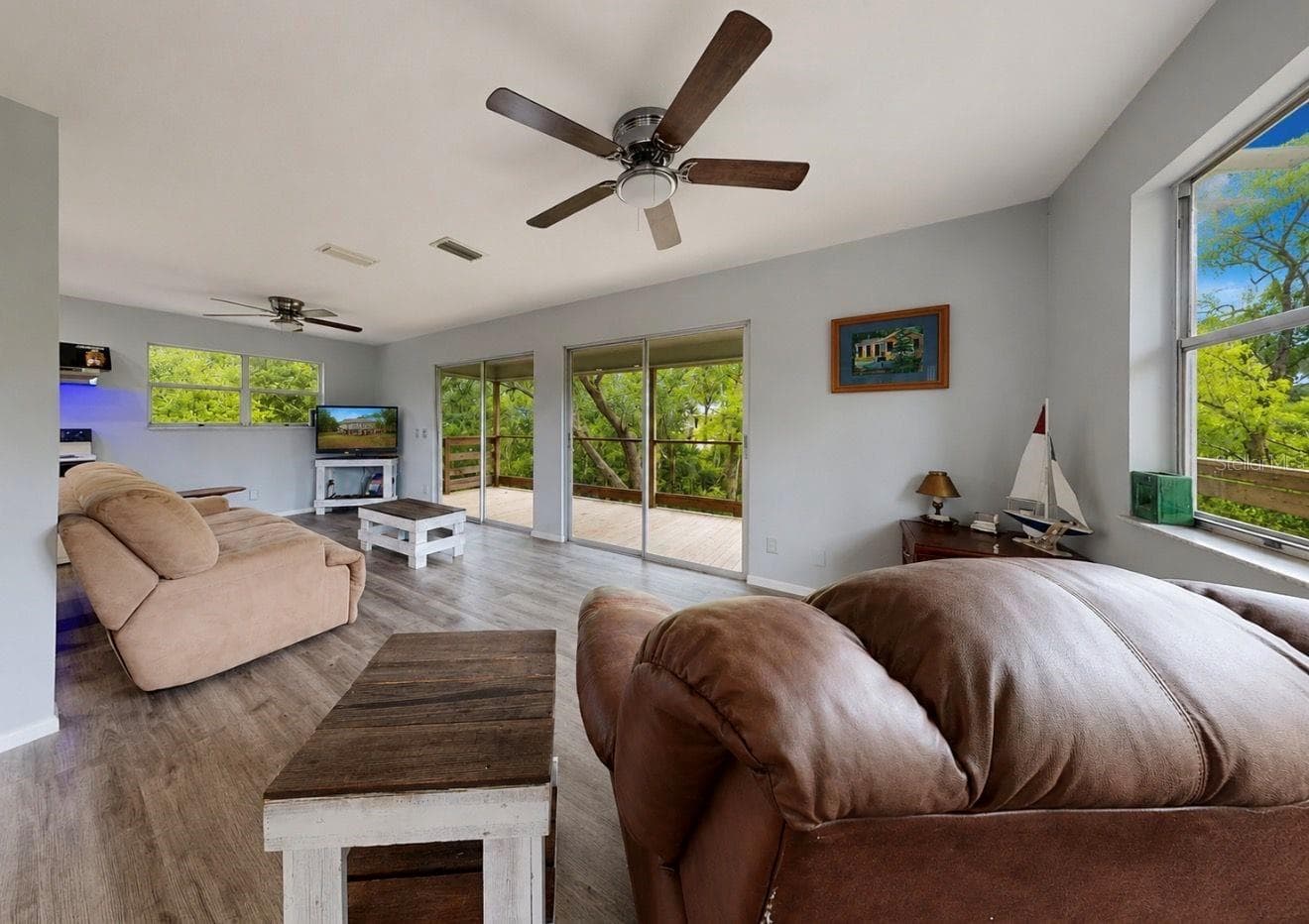 Single Family Residence at 707 GEORGE ST S, TARPON SPRINGS, photo 23 of 48