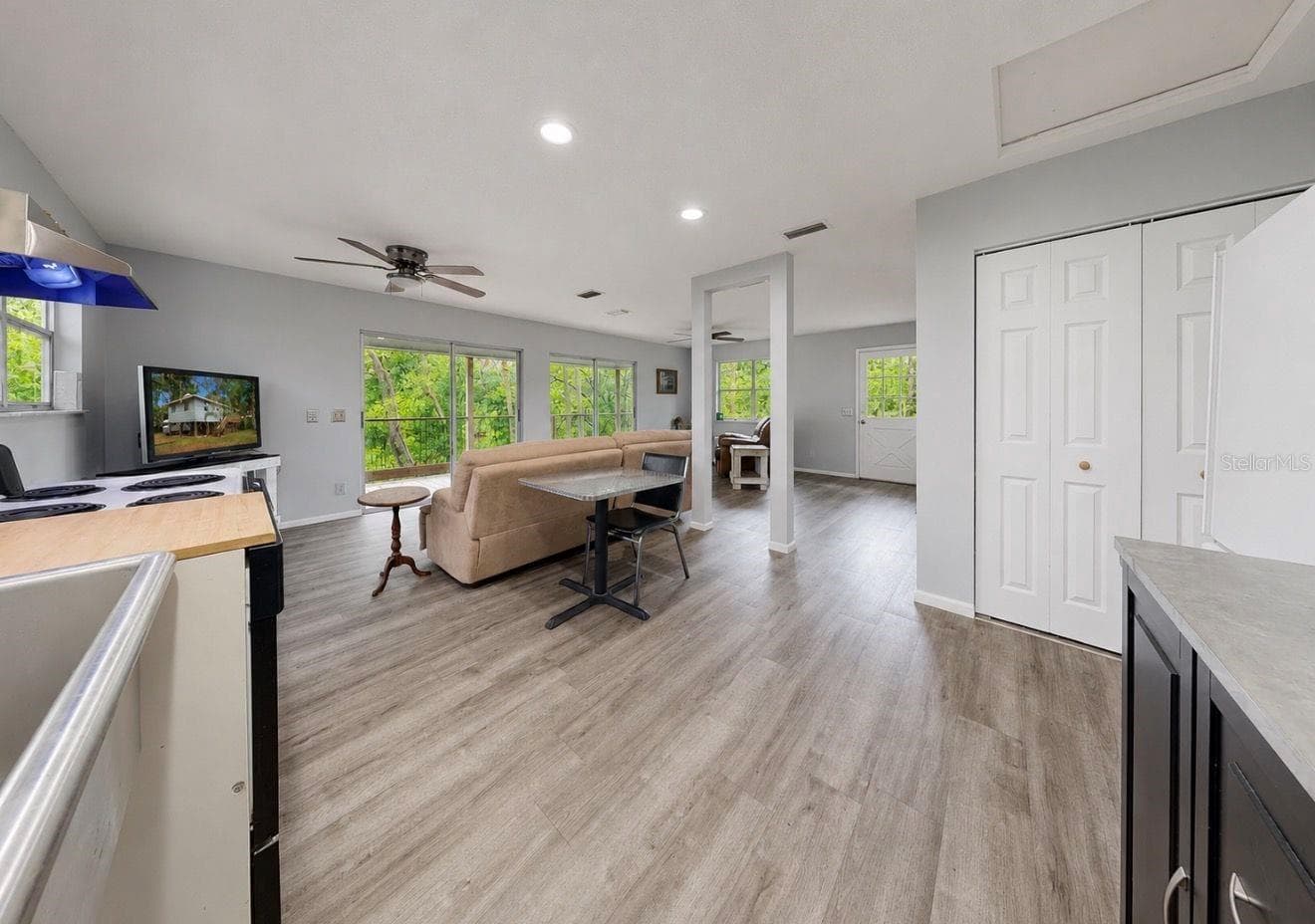 Single Family Residence at 707 GEORGE ST S, TARPON SPRINGS, photo 41 of 48