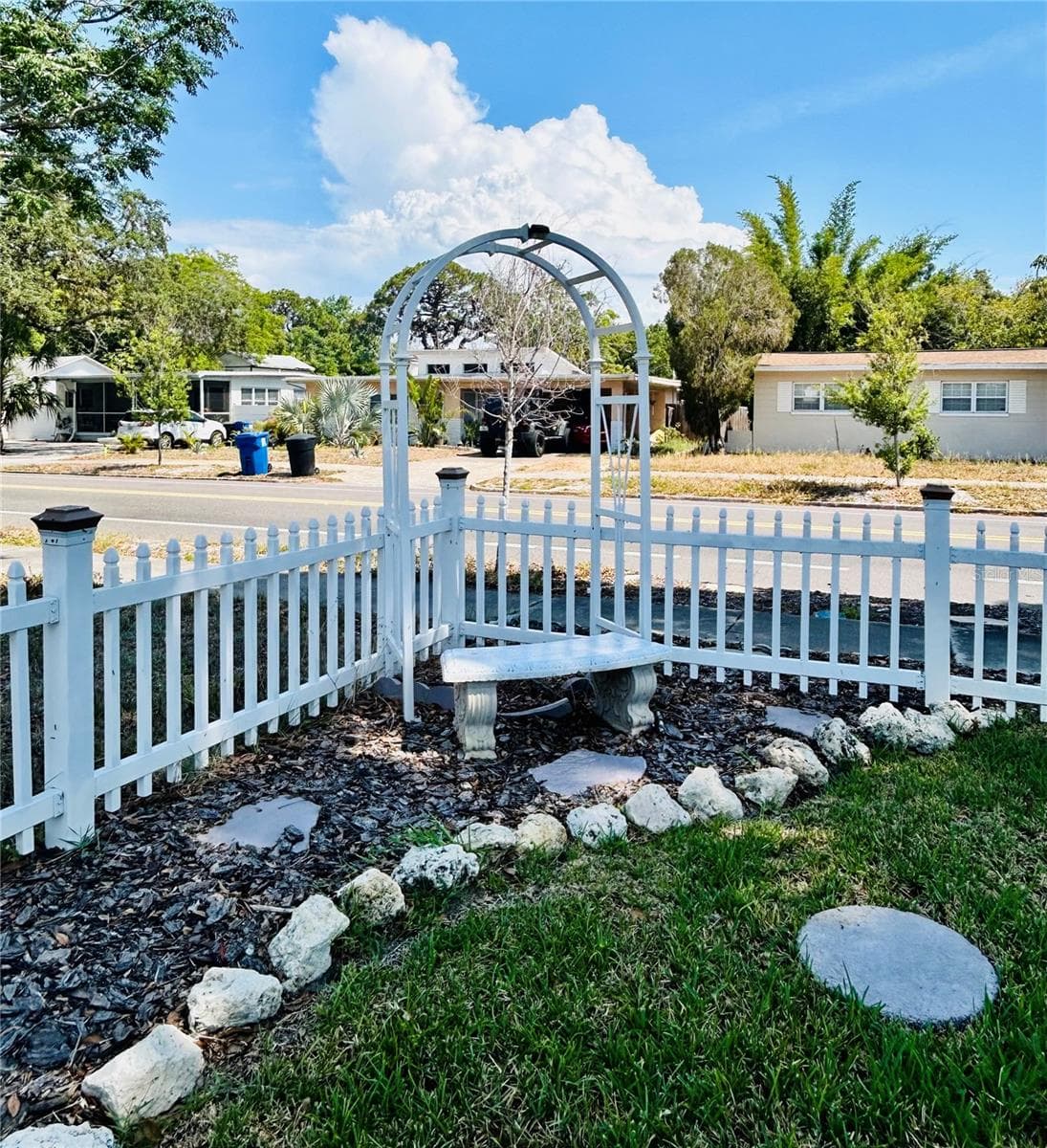 Single Family Residence at 6190 6TH ST S, ST PETERSBURG, photo 19 of 23