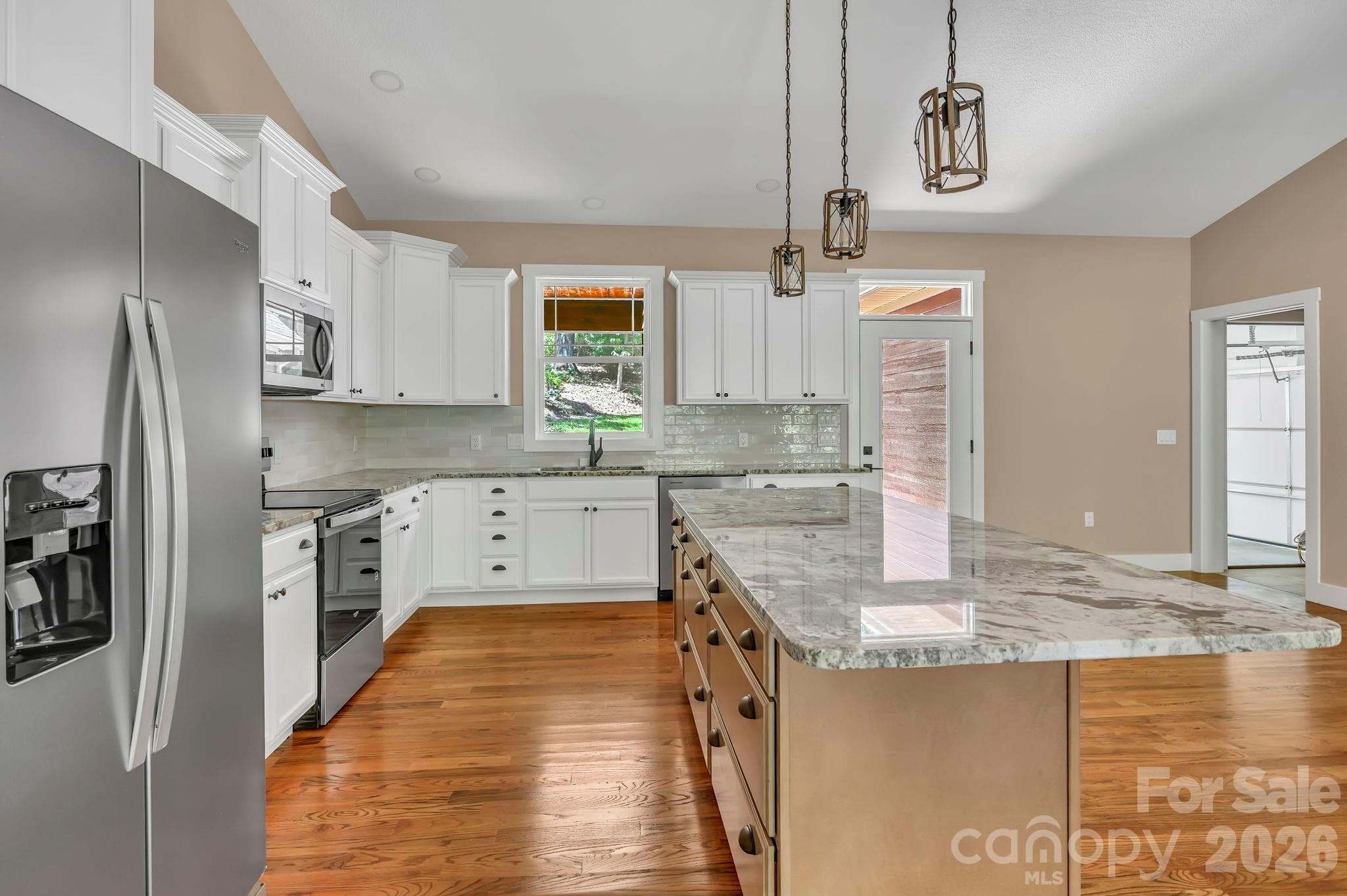 Single Family Residence at 63 Abbey Lane, Hendersonville, photo 13 of 36