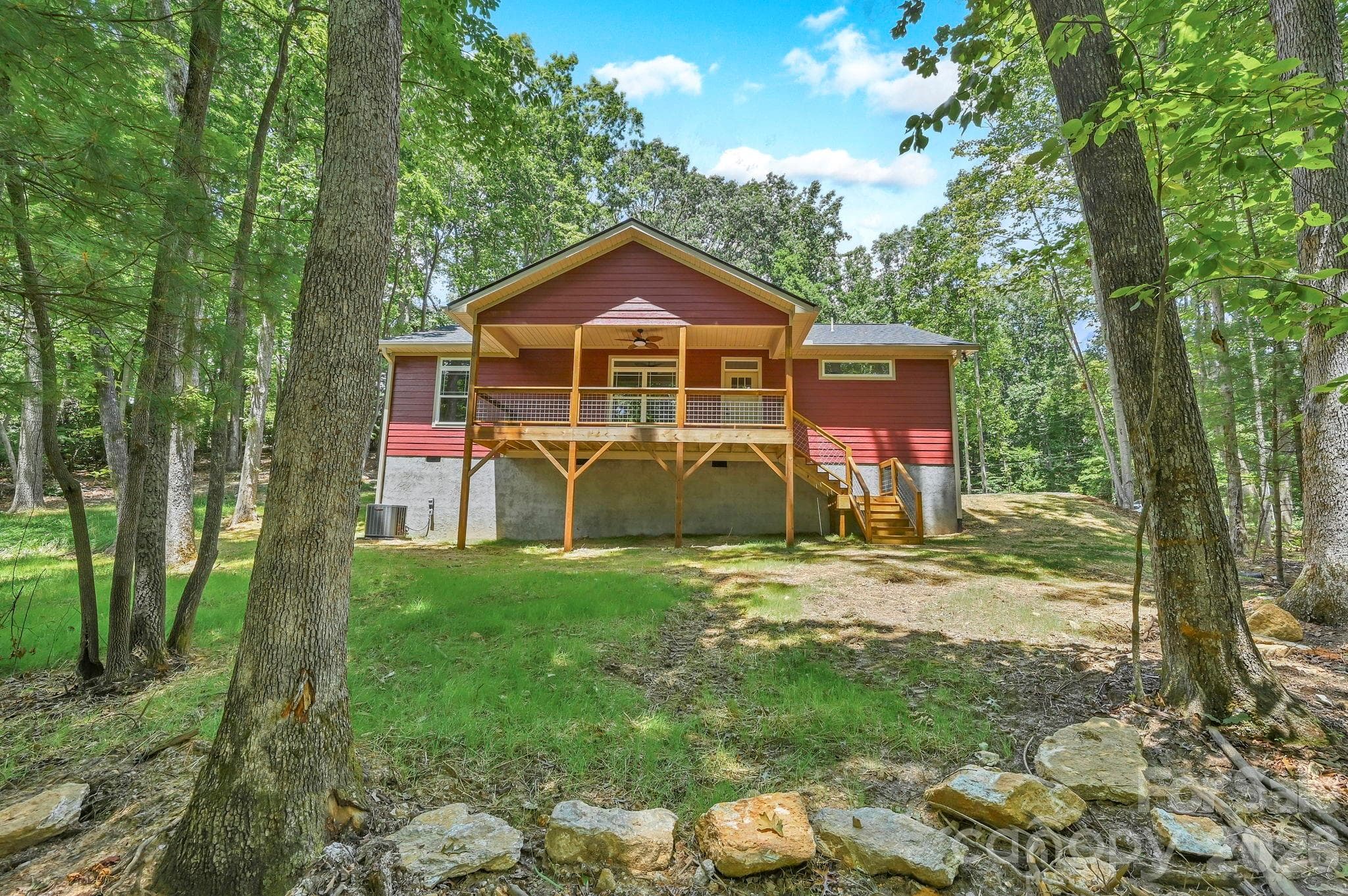 Single Family Residence at 63 Abbey Lane, Hendersonville, photo 35 of 36