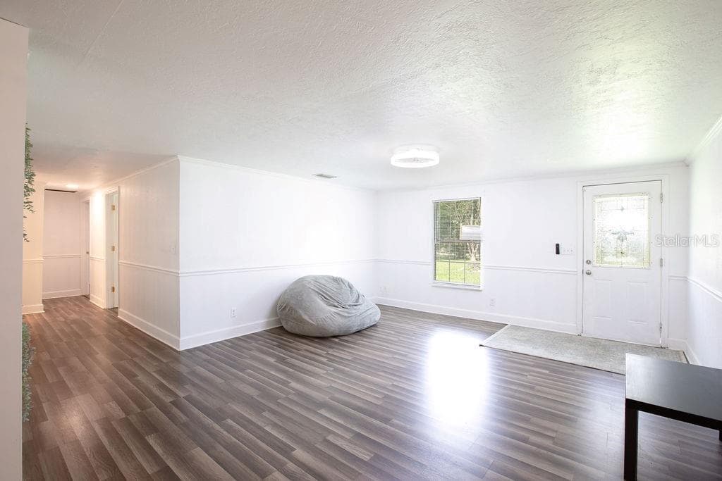 Single Family Residence at 369 NE DIANA TER, LAKE CITY, photo 6 of 26