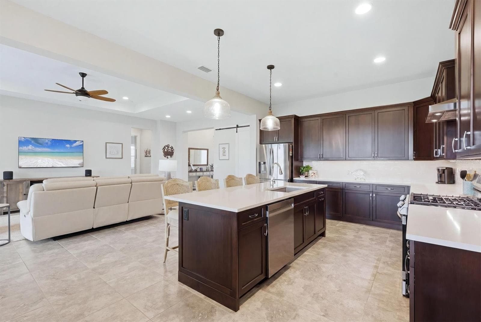 Single Family Residence at 7712 SANDHILL LAKE DR, SARASOTA, photo 8 of 64