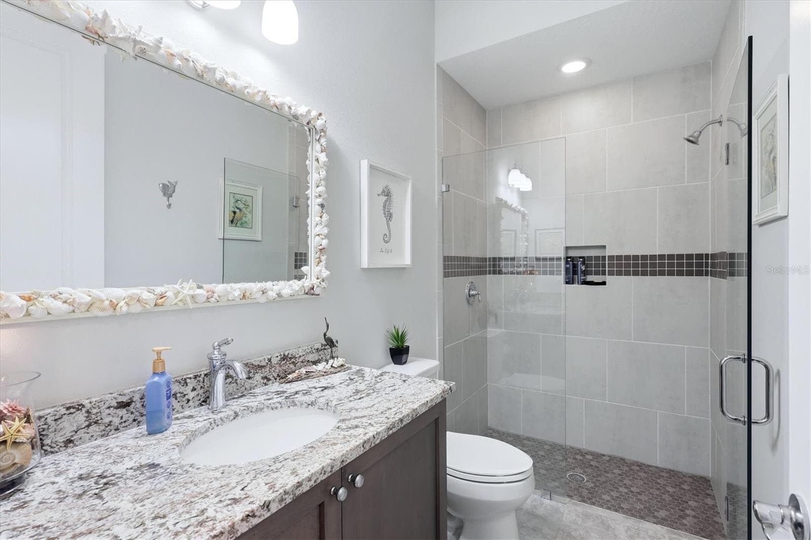 2nd Bathroom - 7712 SANDHILL LAKE DR, SARASOTA