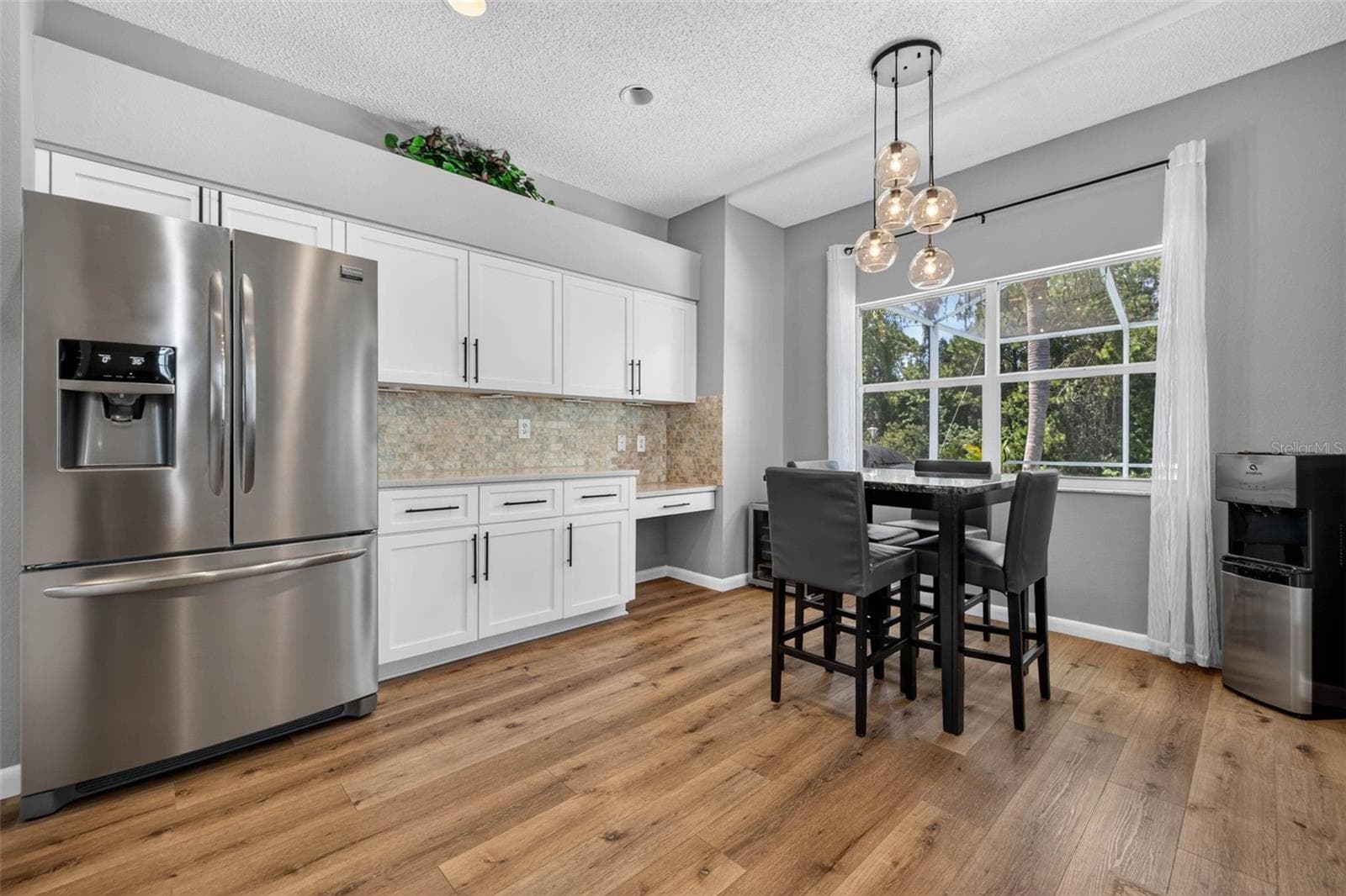 Single Family Residence at 11123 CLAYRIDGE DR, TAMPA, photo 5 of 34