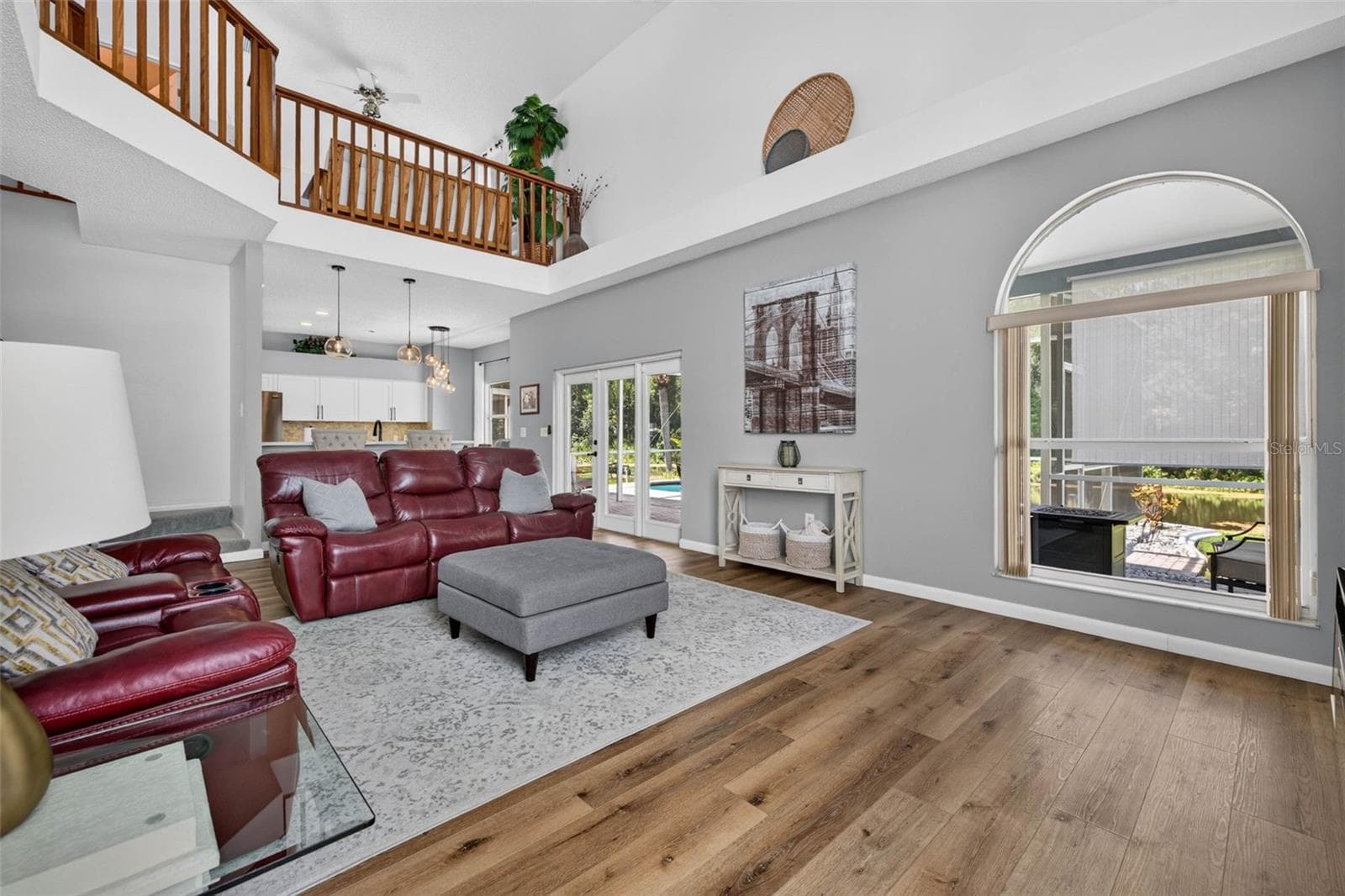 Single Family Residence at 11123 CLAYRIDGE DR, TAMPA, photo 12 of 34