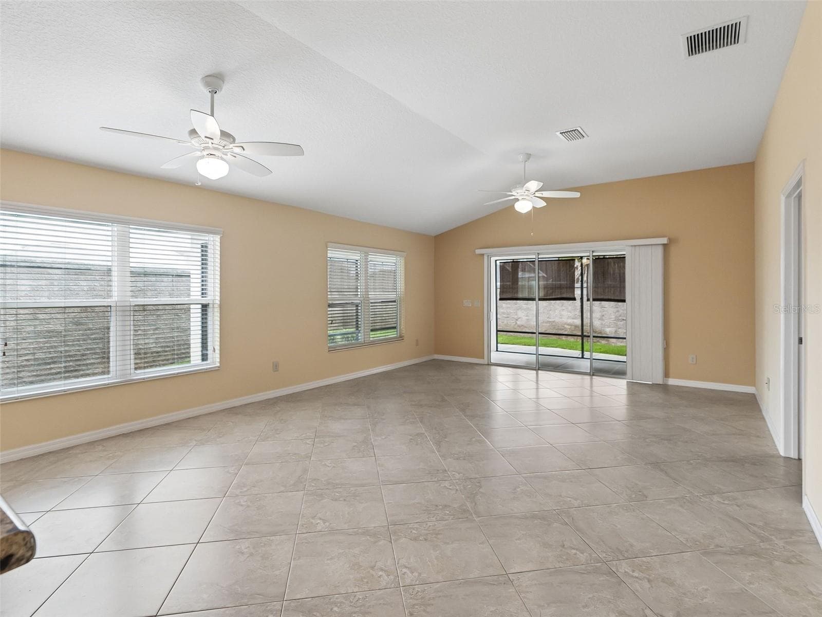 Villa at 2877 FEUSTEL AVE, THE VILLAGES, photo 13 of 49