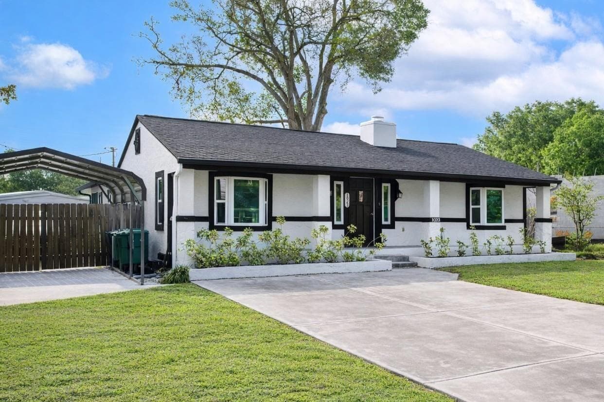 Single Family Residence at 1023 N BASK DR, TAMPA, photo 34 of 36