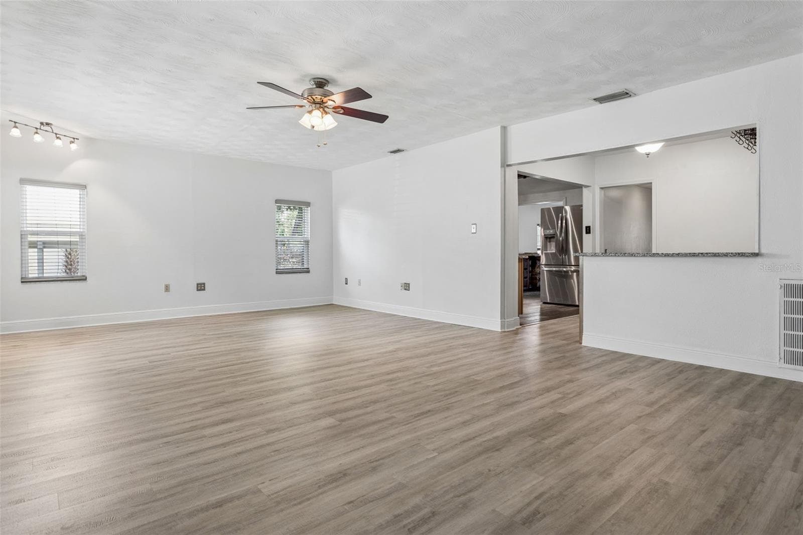 Single Family Residence at 1023 N BASK DR, TAMPA, photo 9 of 36