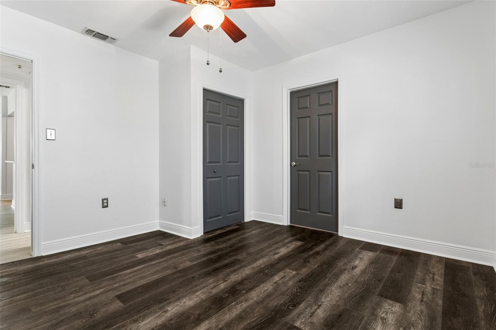 Single Family Residence at 1023 N BASK DR, TAMPA, photo 20 of 36