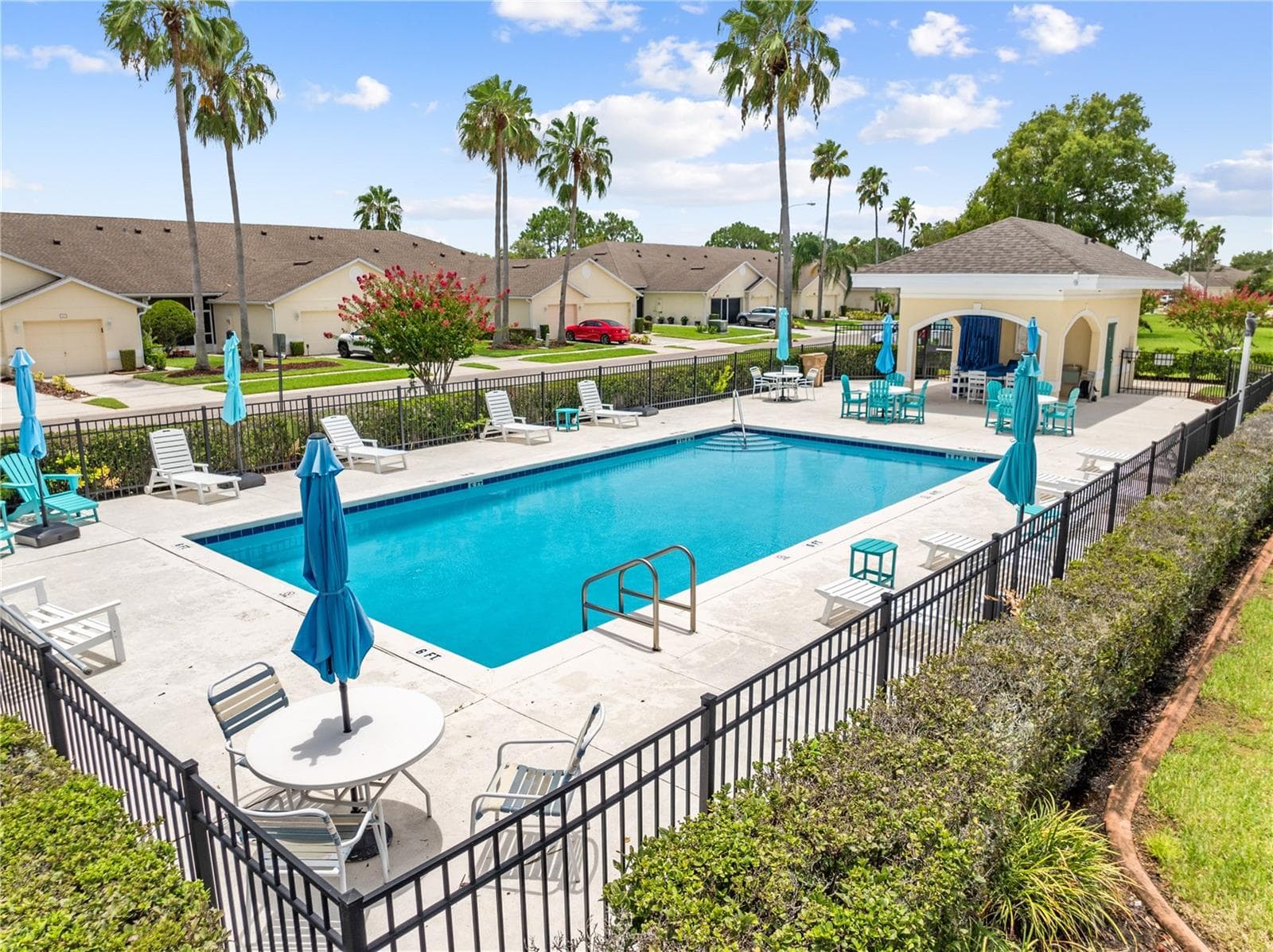 Townhouse at 153 CLUB VILLAS LN, KISSIMMEE, photo 7 of 53