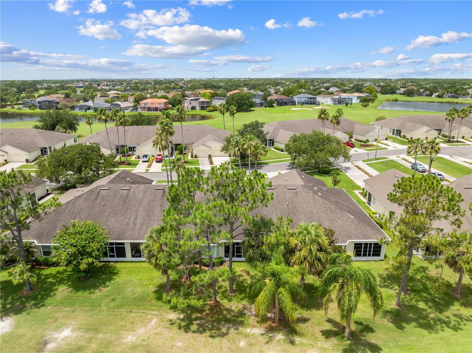 Townhouse at 153 CLUB VILLAS LN, KISSIMMEE, photo 13 of 53