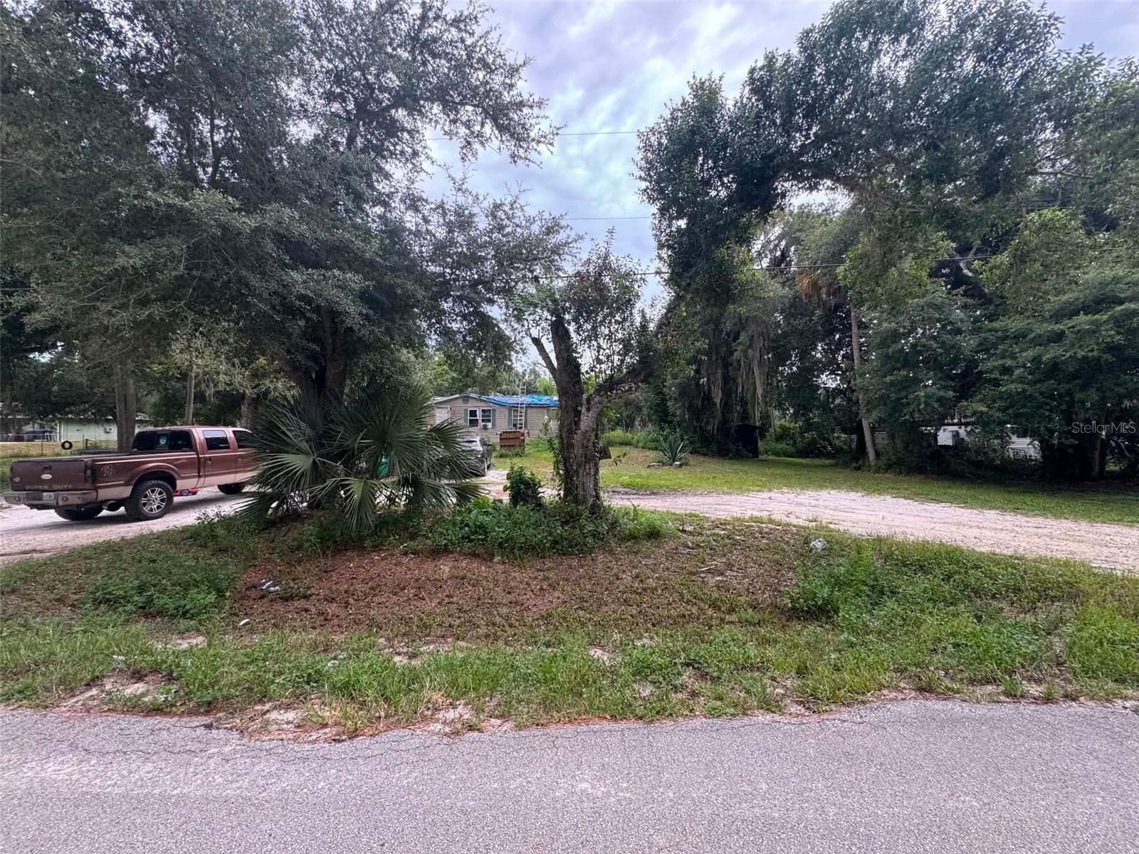 Mobile Home at 6702 NE 1ST ST, OKEECHOBEE, photo 4 of 8