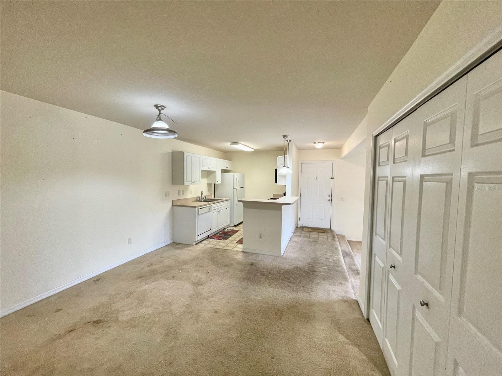 Condominium at 145 N PEARL LAKE CSWY #112, ALTAMONTE SPRINGS, photo 28 of 43