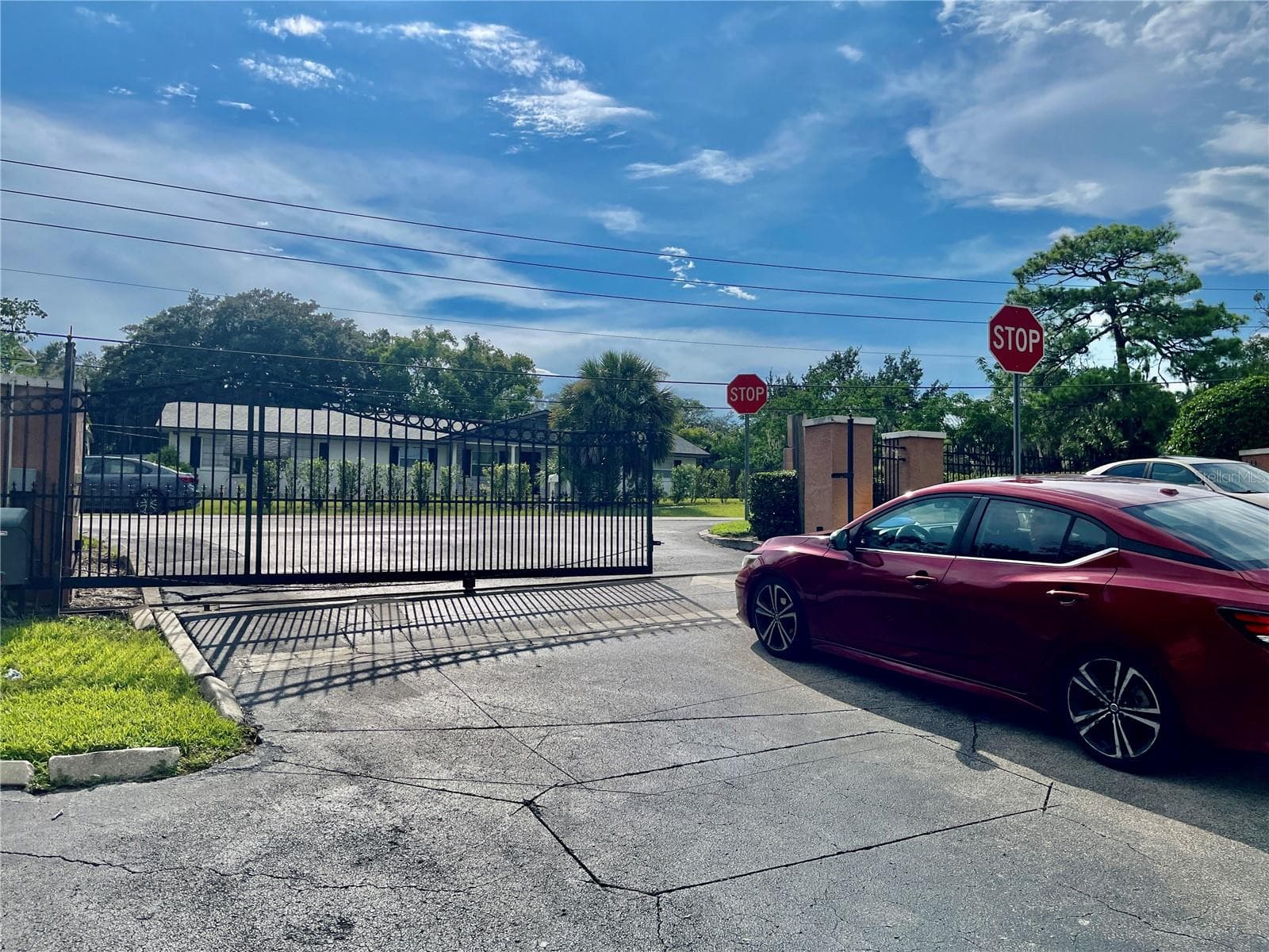 Gated Entry - 145 N PEARL LAKE CSWY #112, ALTAMONTE SPRINGS