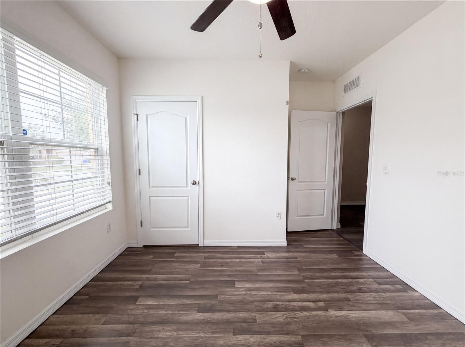Single Family Residence at 16415 TREASURE POINT DR, WIMAUMA, photo 12 of 29