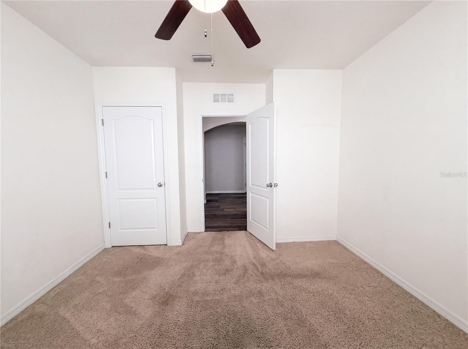 Single Family Residence at 16415 TREASURE POINT DR, WIMAUMA, photo 16 of 29