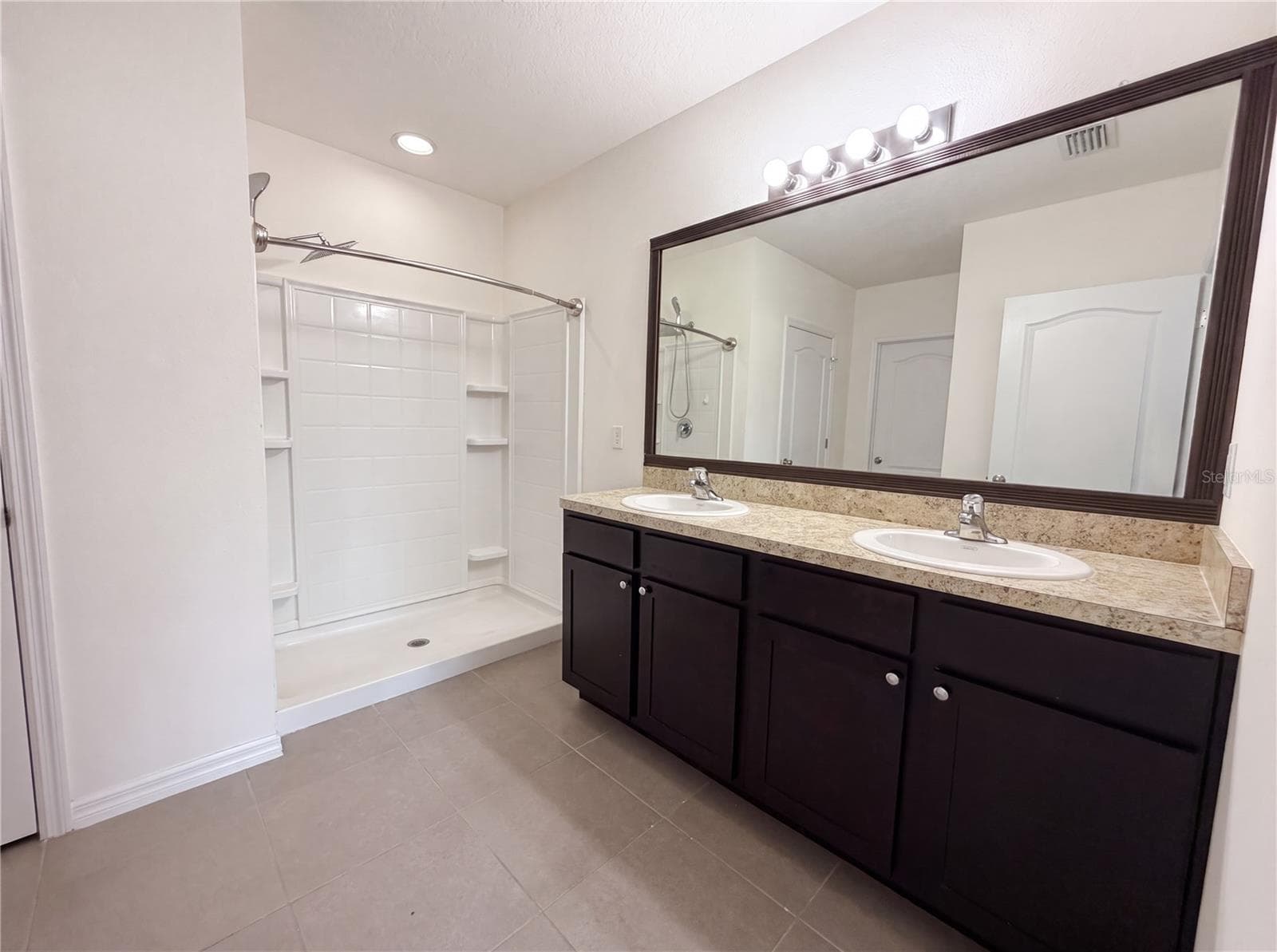 Single Family Residence at 16415 TREASURE POINT DR, WIMAUMA, photo 20 of 29