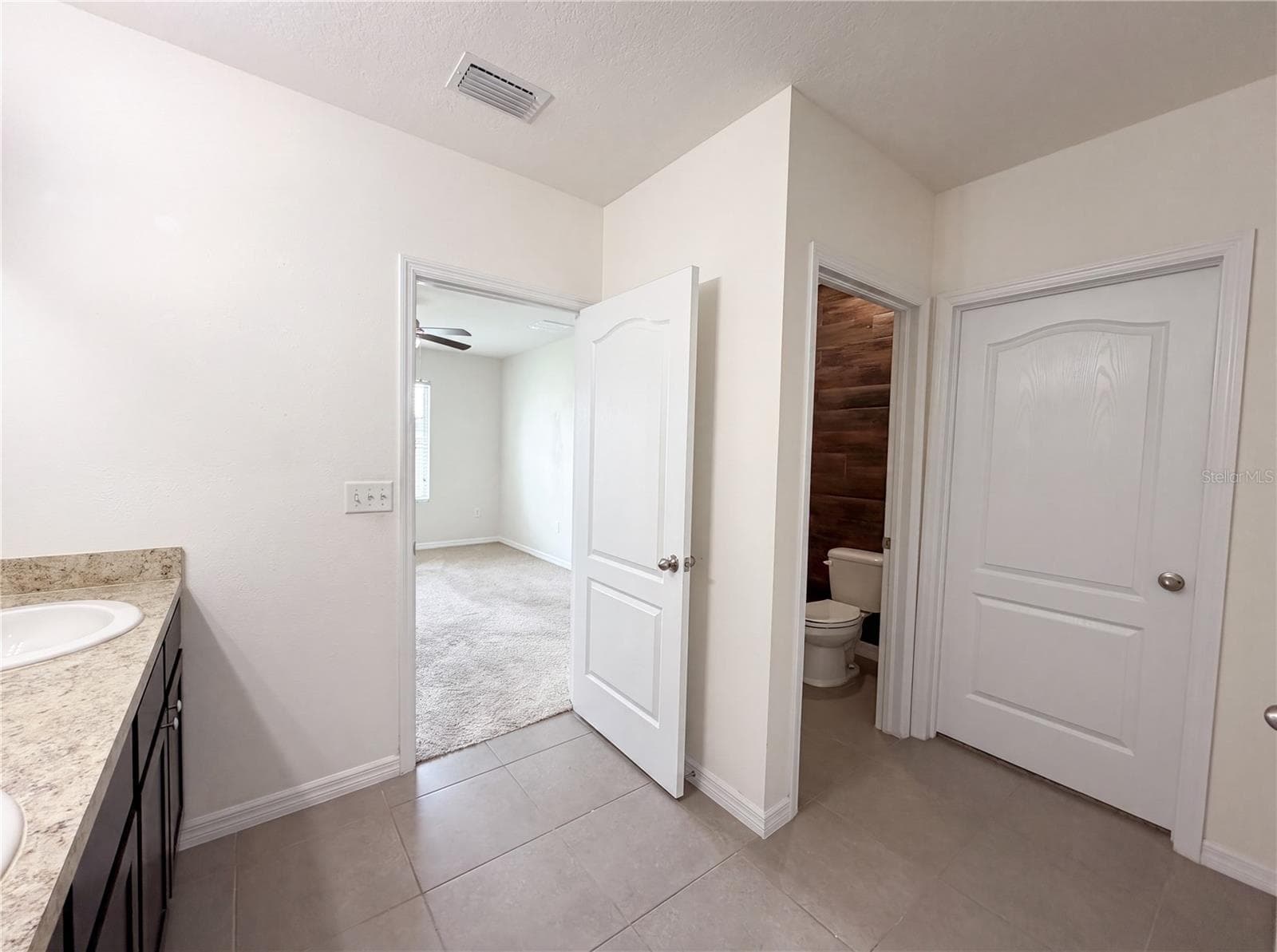 Single Family Residence at 16415 TREASURE POINT DR, WIMAUMA, photo 21 of 29